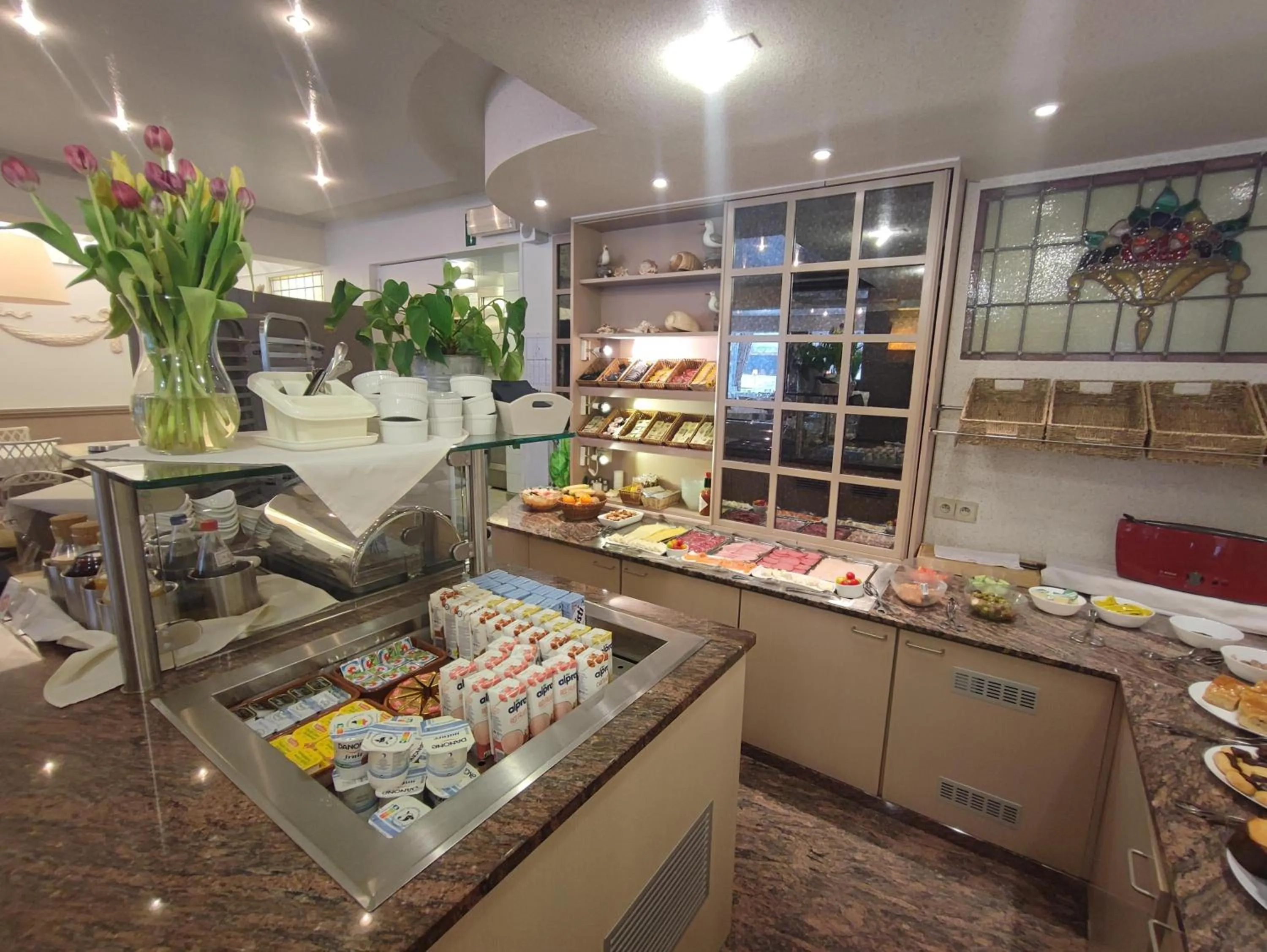 Breakfast in Hotel Glenmore