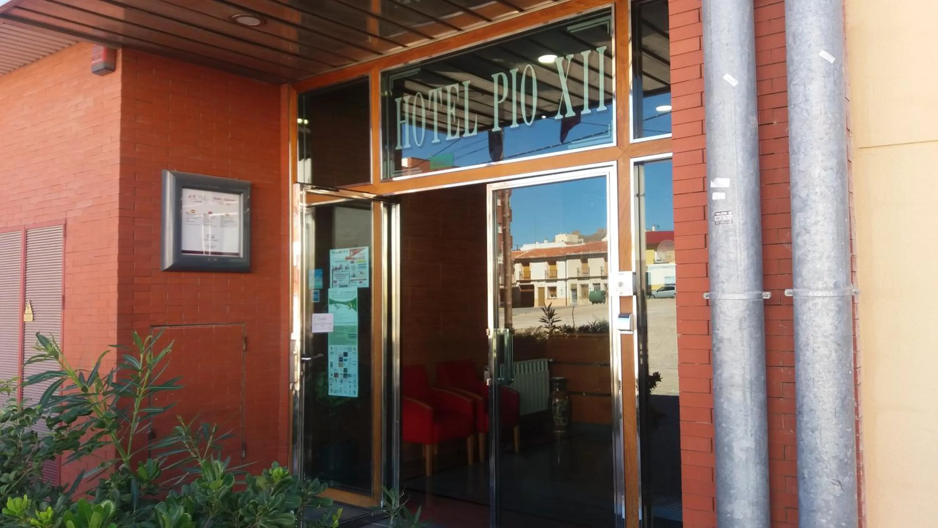 Facade/entrance in Hotel Pio XII Jumilla