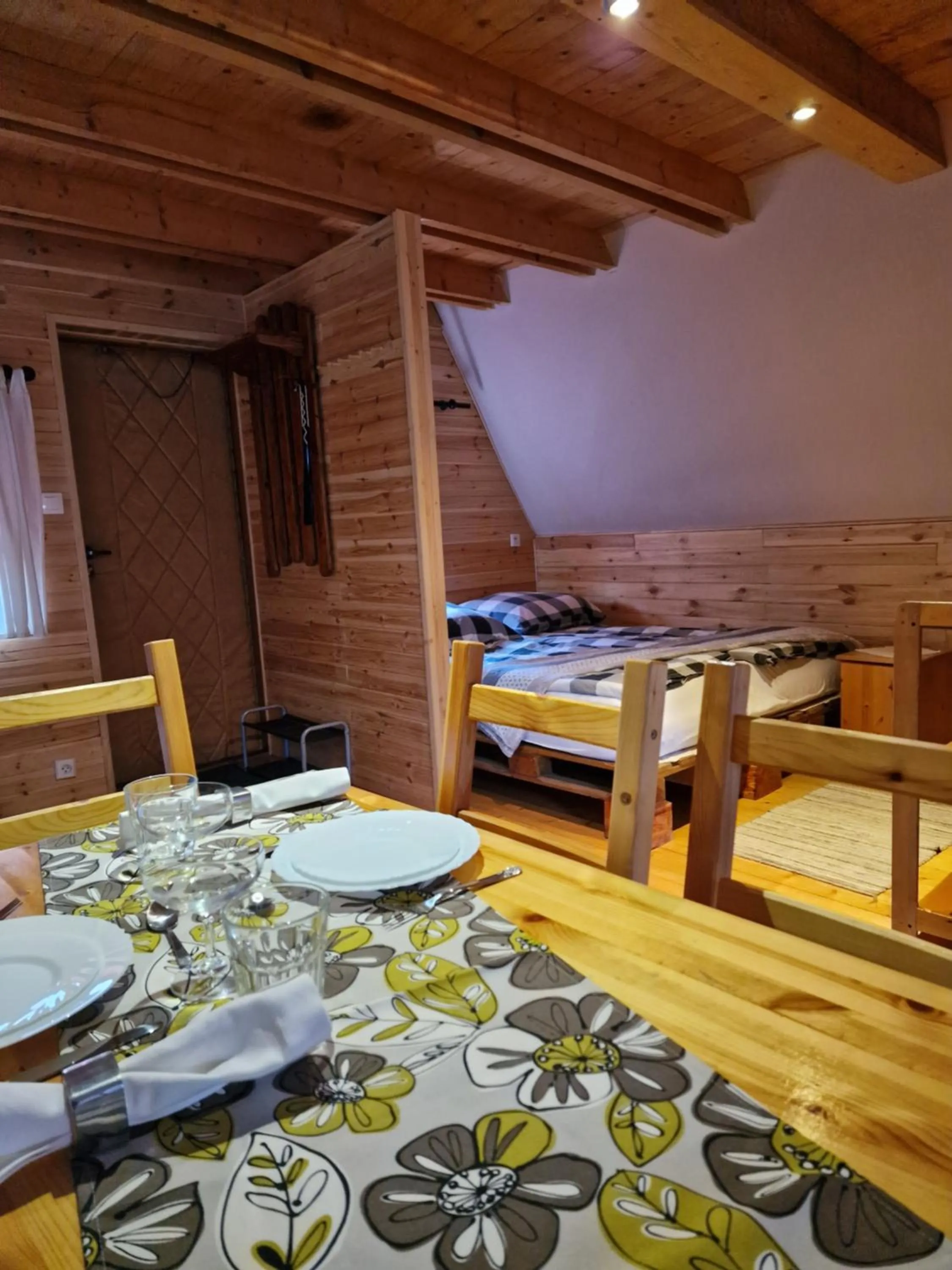Pensjonat Gościniec Szczyrk , z sauną i jacuzzi