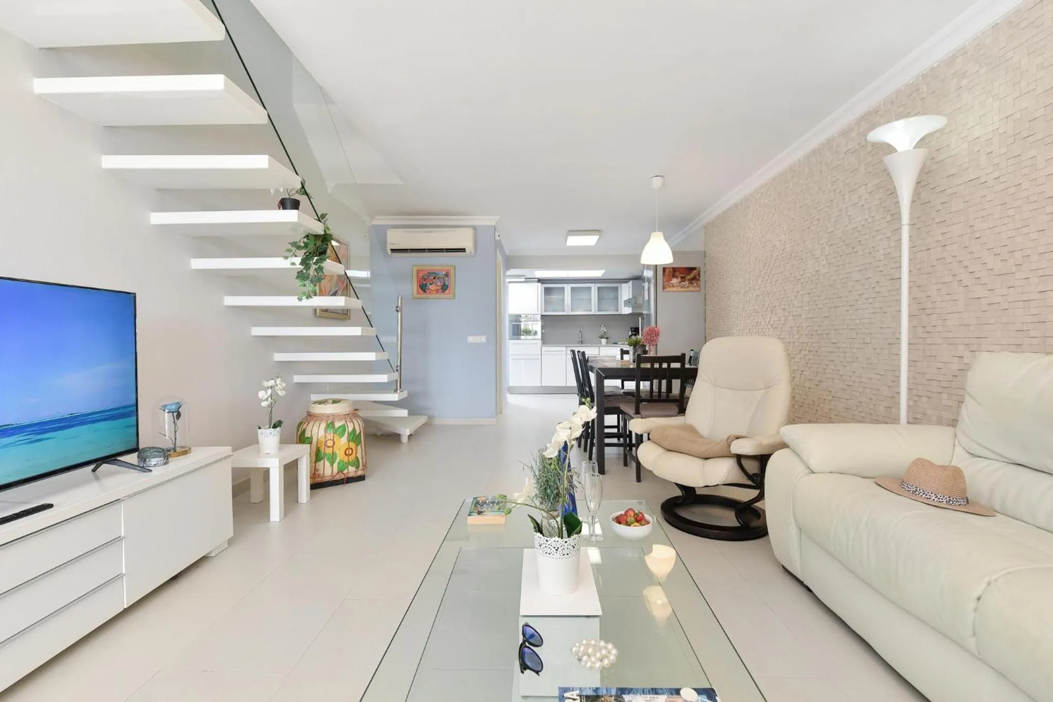 Beachfront Apartment Las Burras MRA 02 by VillaGranCanaria