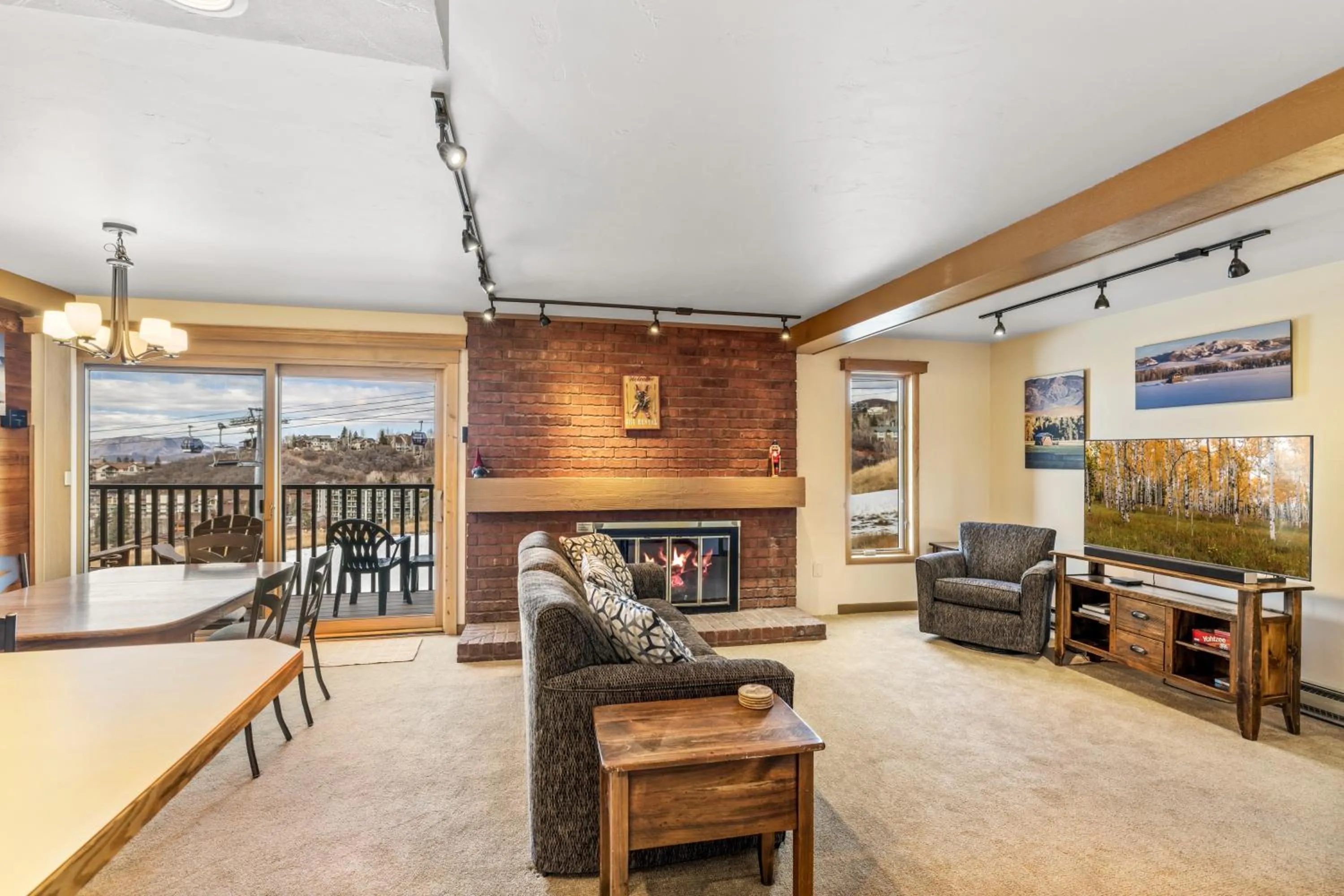 Bear Claw 203 - Ski-in Ski-out Condo!