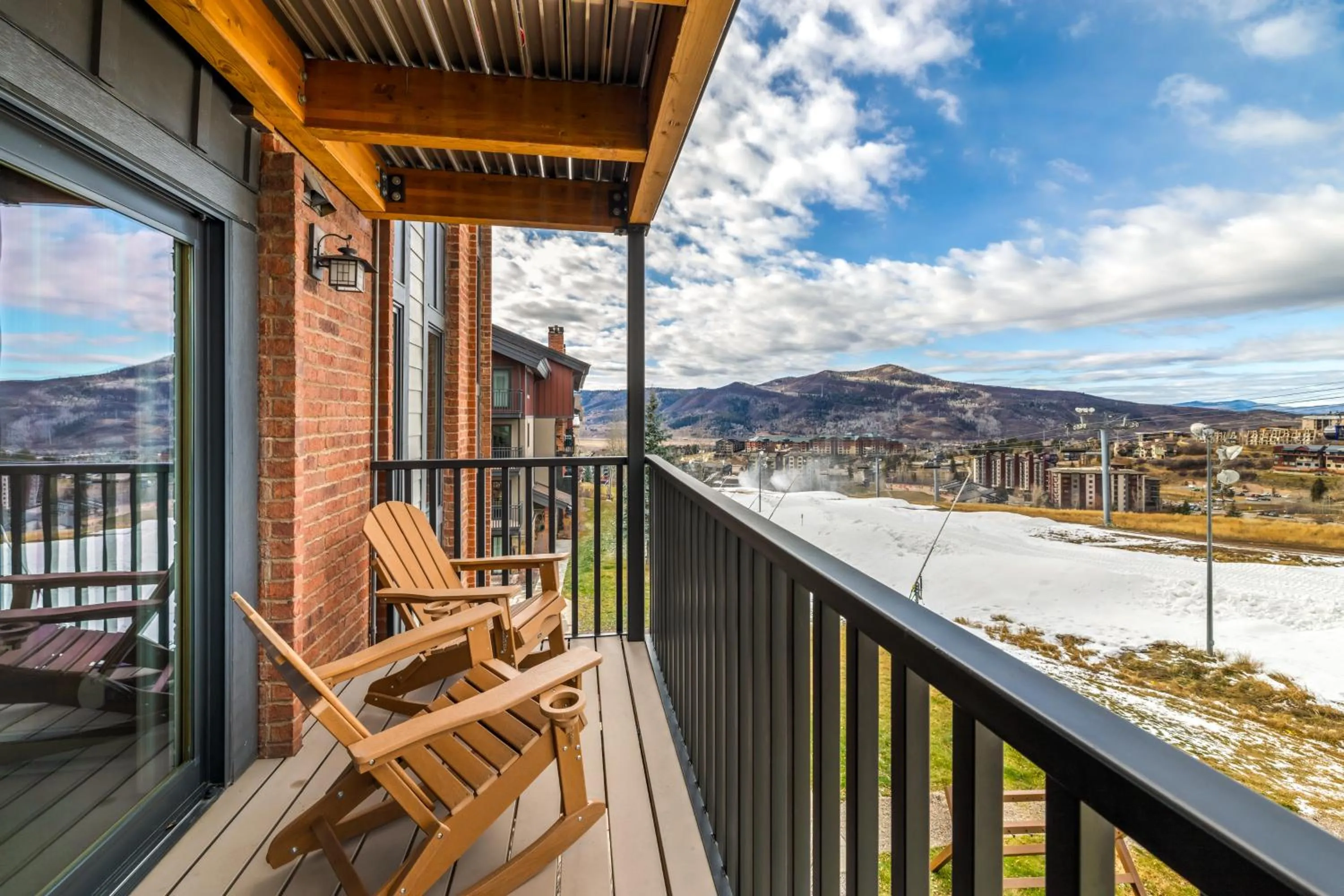 Bear Claw 203 - Ski-in Ski-out Condo!