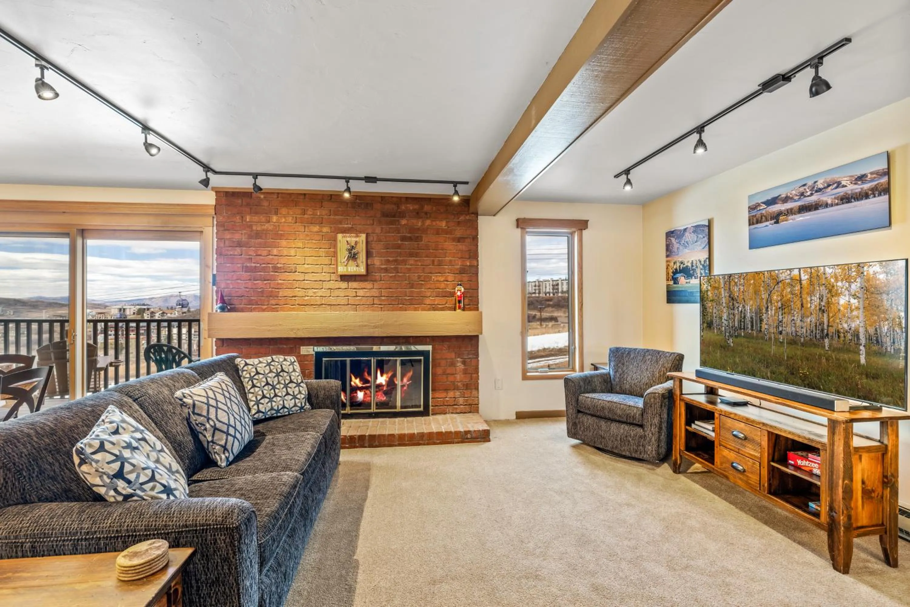 Bear Claw 203 - Ski-in Ski-out Condo!