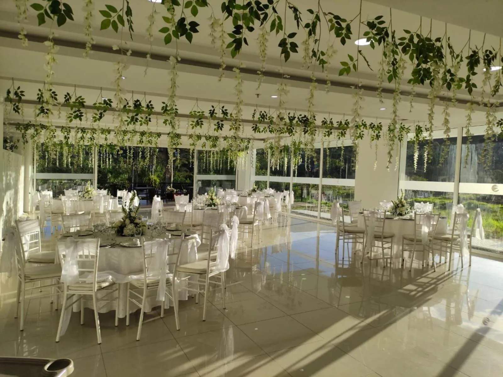 People in Hotel Palmeras De Luz