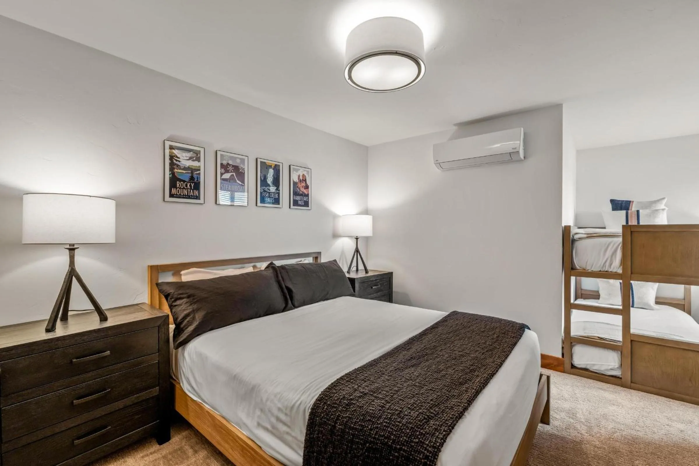 Bed in Bear Claw 312 - Ski-in Ski-out Condo!