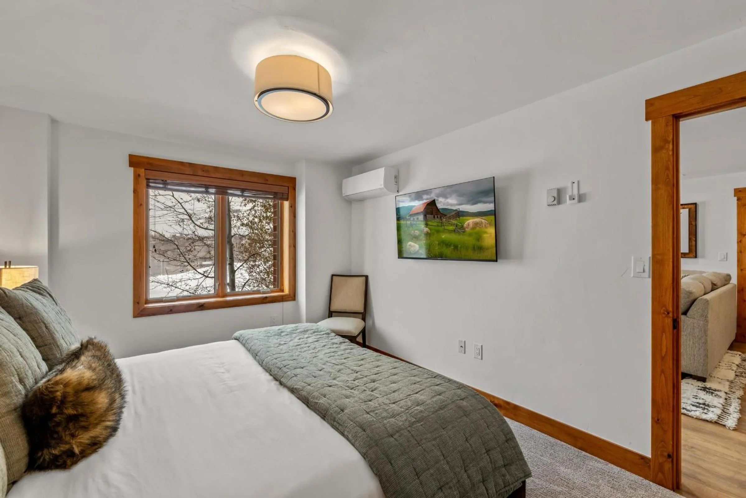 Bed in Bear Claw 312 - Ski-in Ski-out Condo!