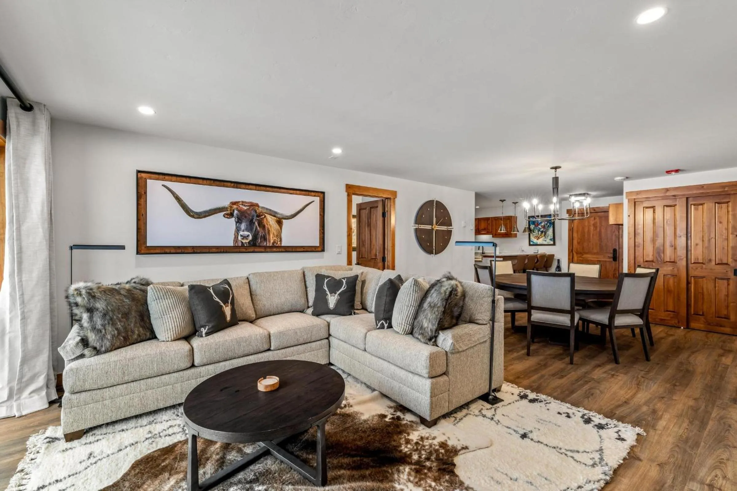 Bear Claw 312 - Ski-in Ski-out Condo!