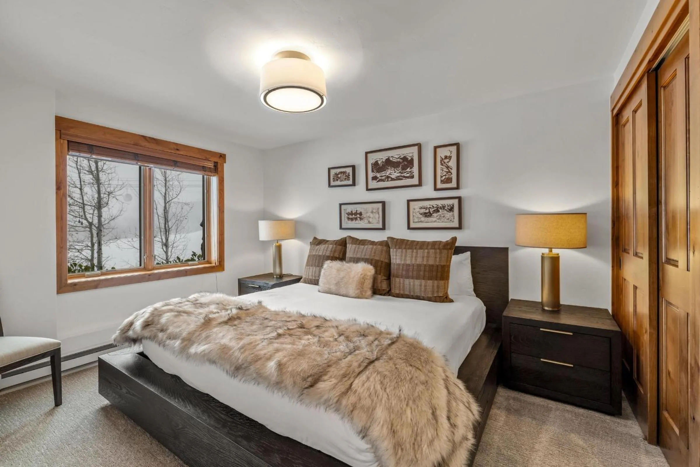 Bed in Bear Claw 312 - Ski-in Ski-out Condo!
