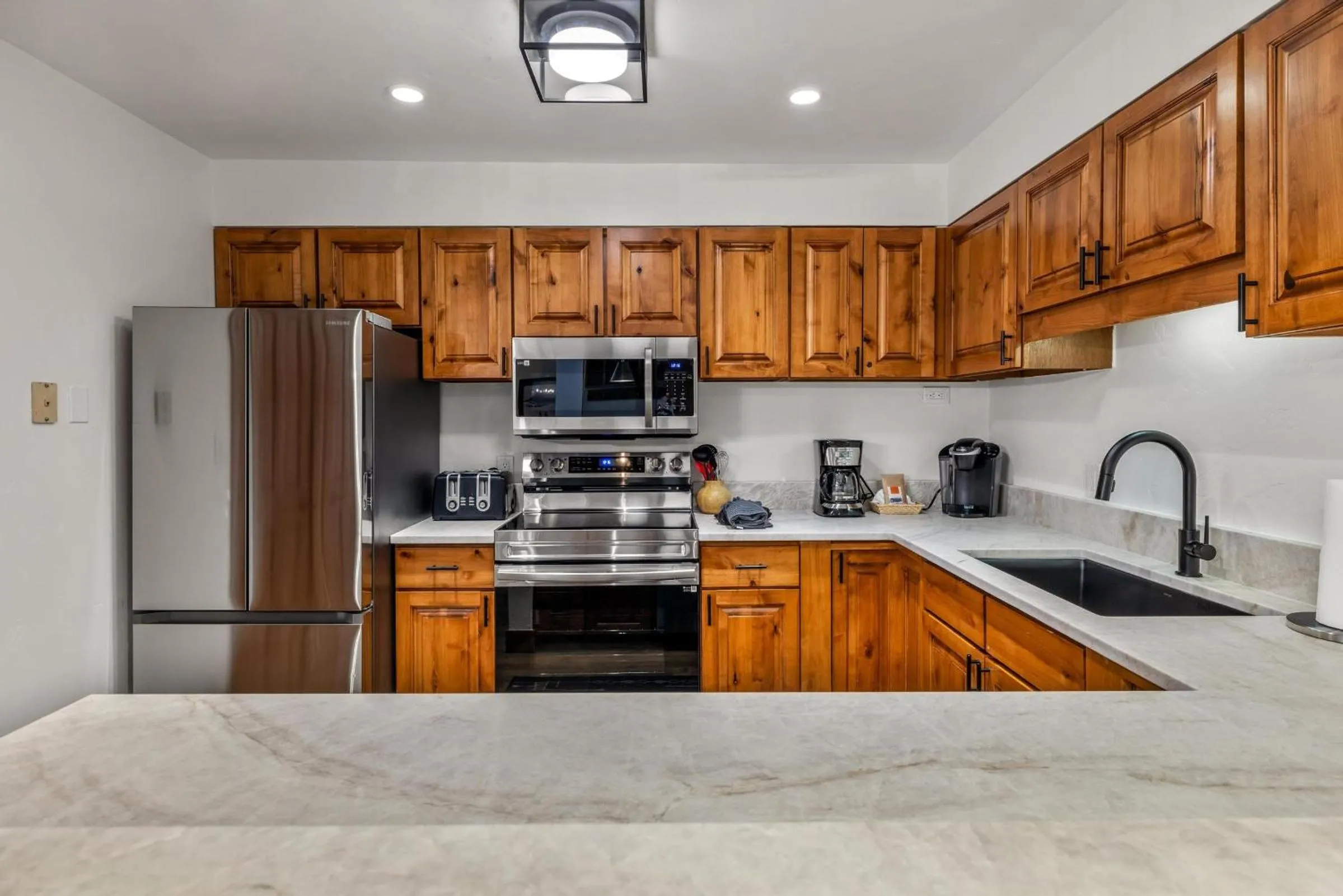 Bear Claw 312 - Ski-in Ski-out Condo!