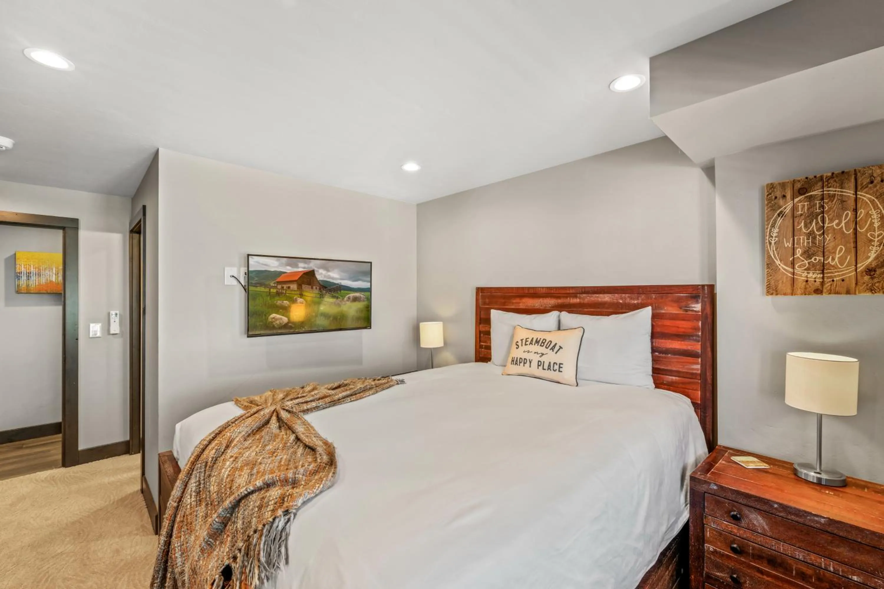 Bear Claw 405 - Ski-in Ski-out Condo!