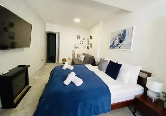Family Room with Bathroom - single occupancy in Hotel Dolce Vita Family Room with Bathroom - single occupancy in Hotel Dolce Vita
