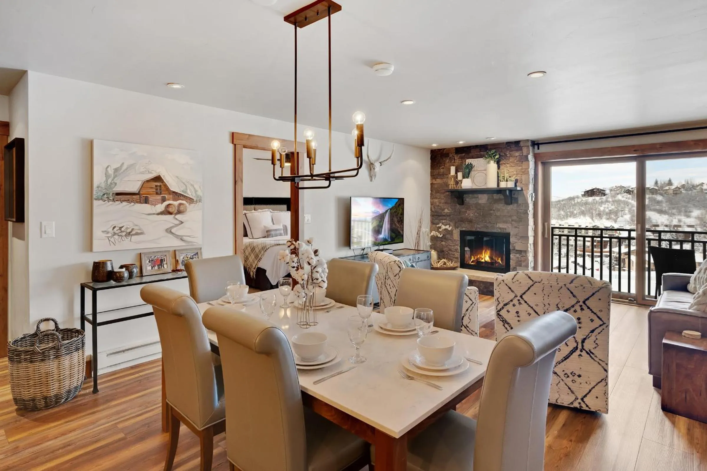 Bear Claw 406 - Ski-in Ski-out Condo!