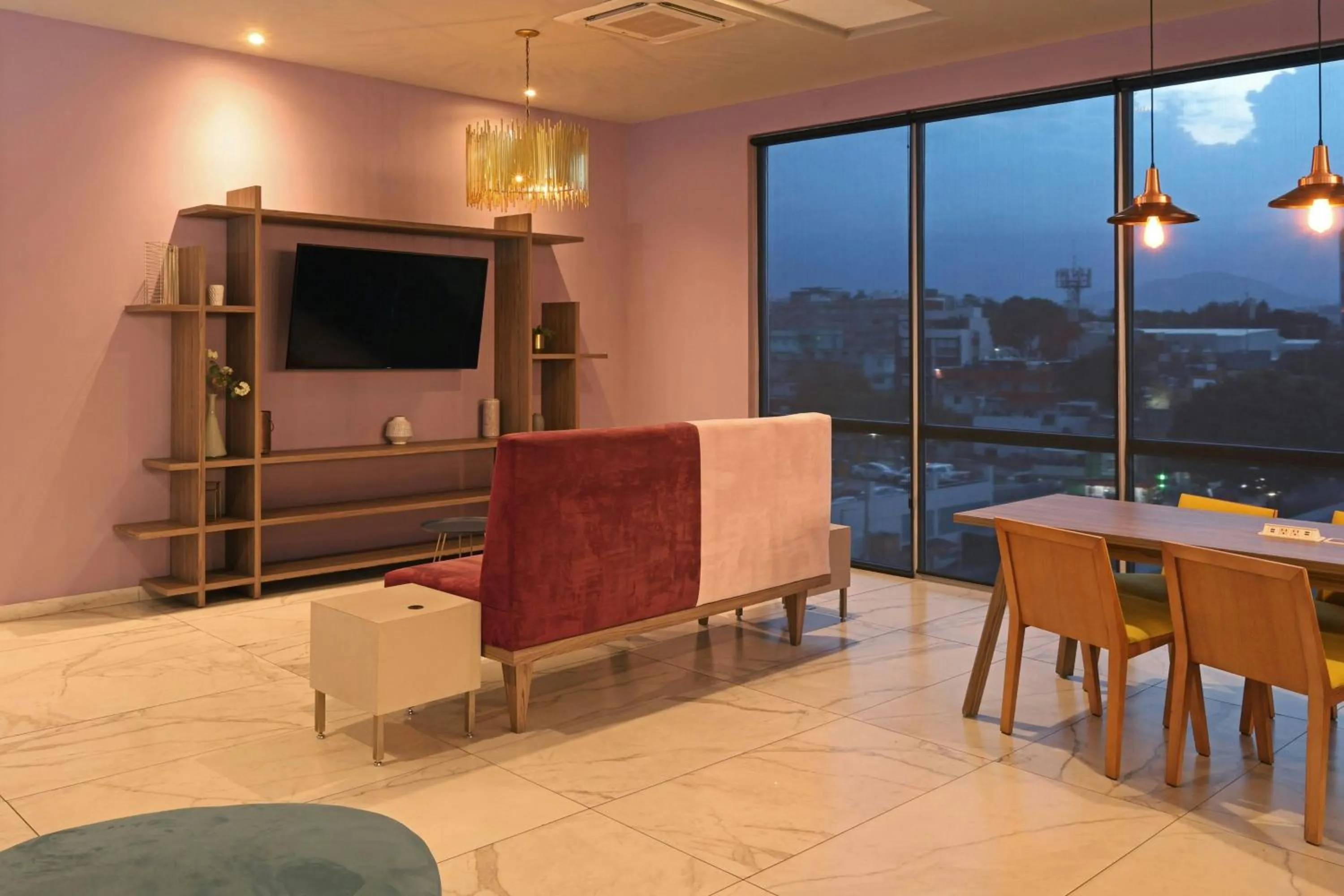 Lobby or reception in City Express Plus by Marriott Ciudad de México Mundo E