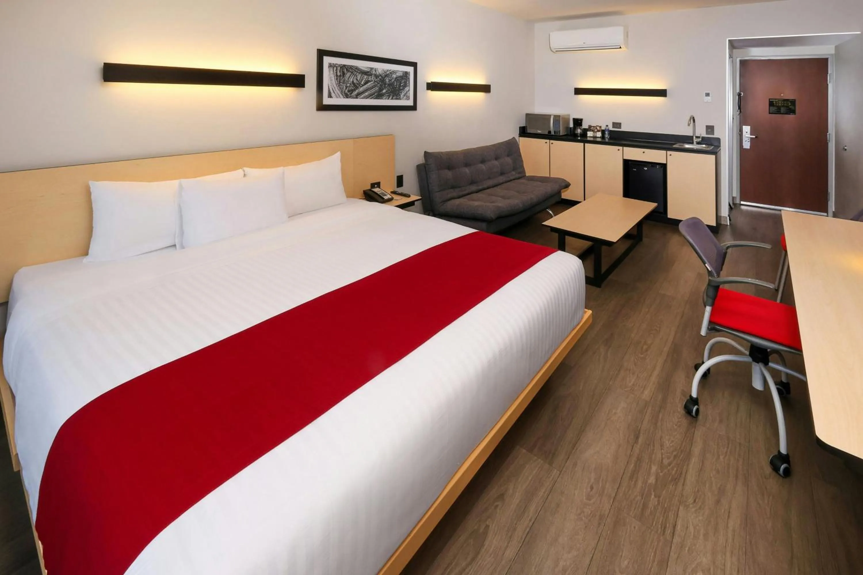 Bedroom, Bed in City Express Plus by Marriott Ciudad de México Mundo E