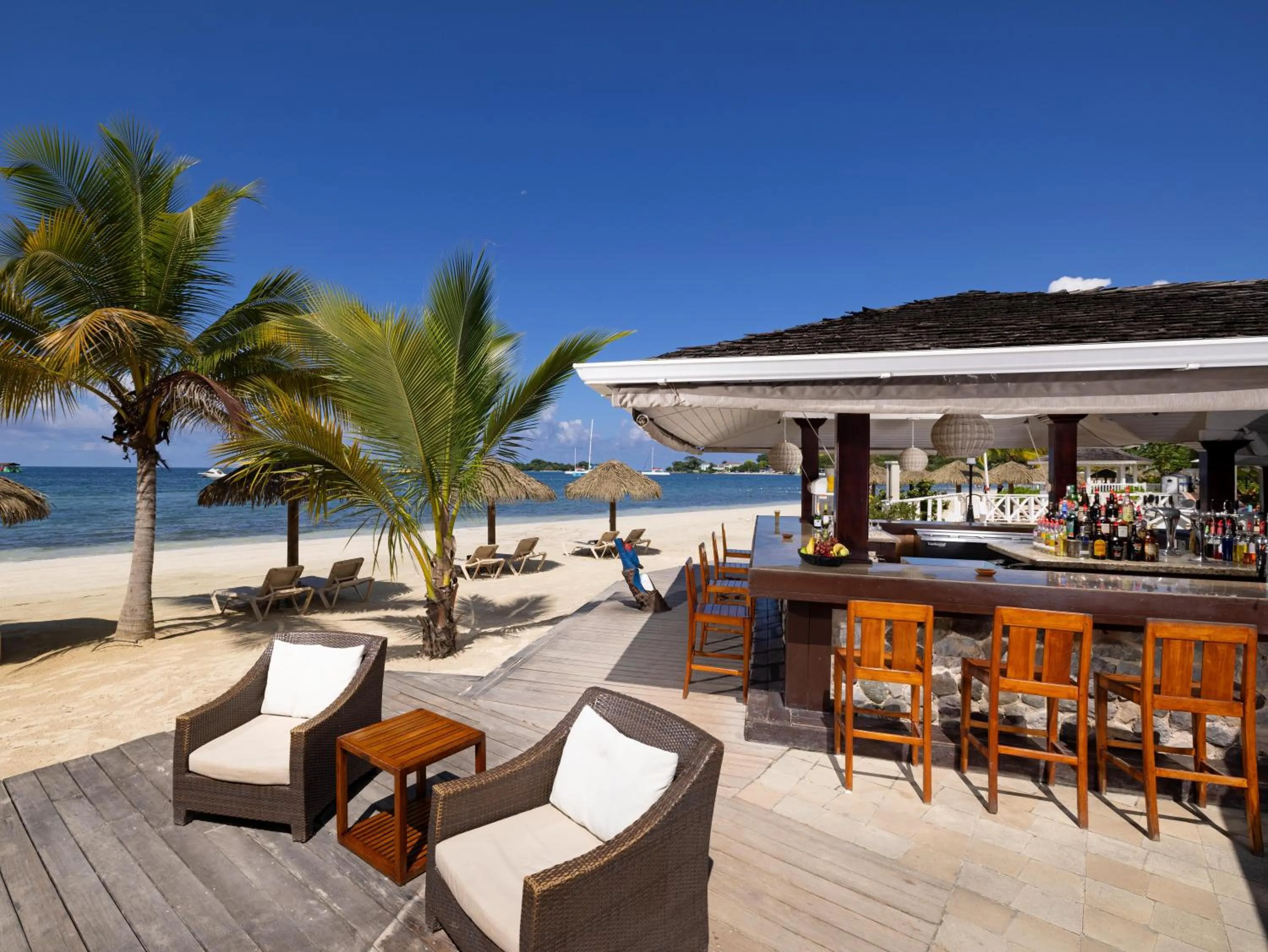 Lounge or bar in Sandals Negril Beach All Inclusive Resort and Spa - Couples Only