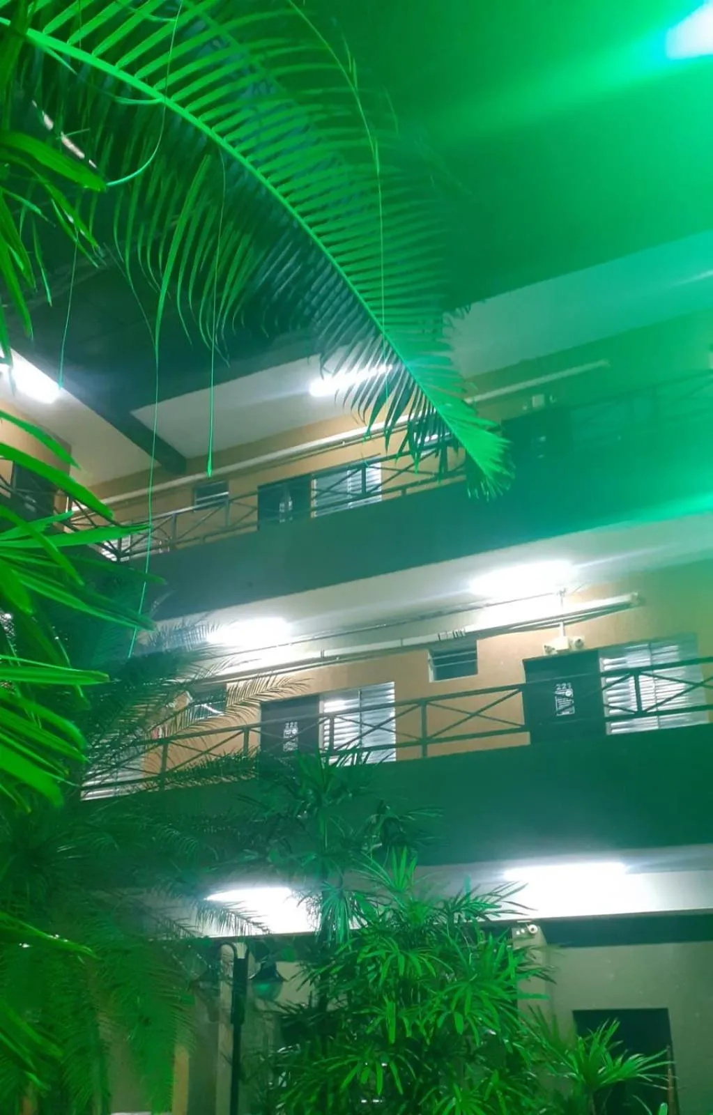 SALATA Hotel CENTRO