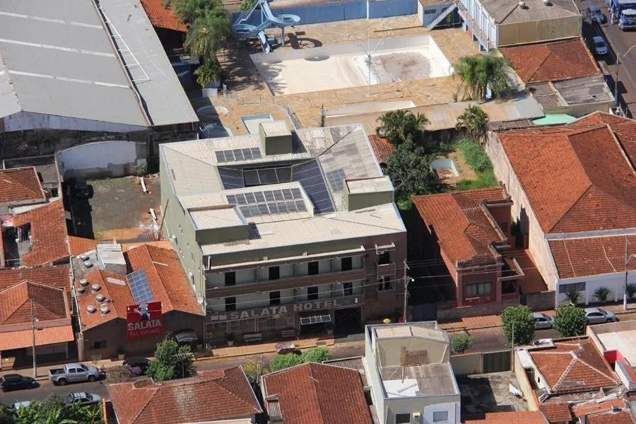 SALATA Hotel CENTRO