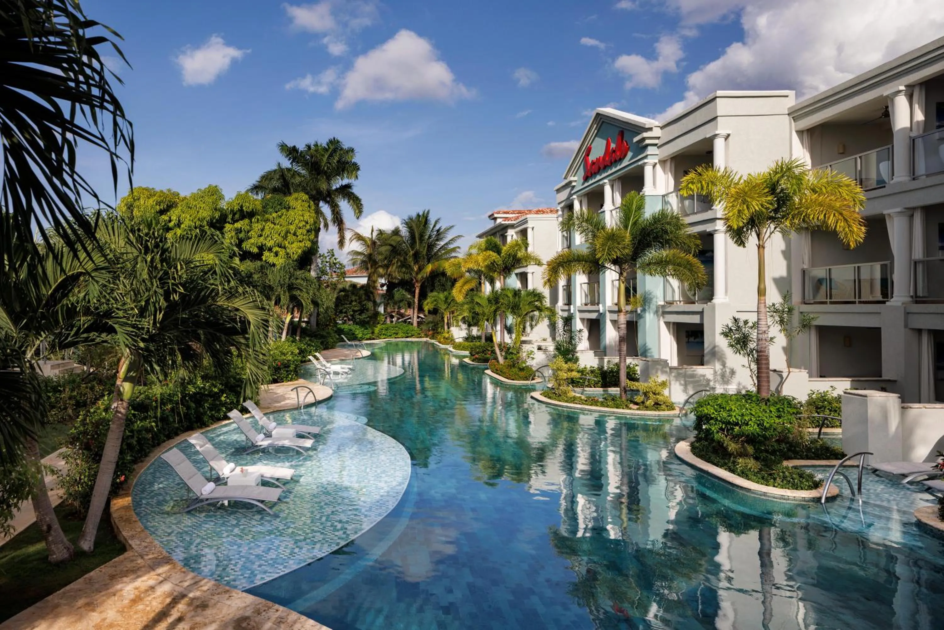 Swimming pool in Sandals Montego Bay All Inclusive - Couples Only