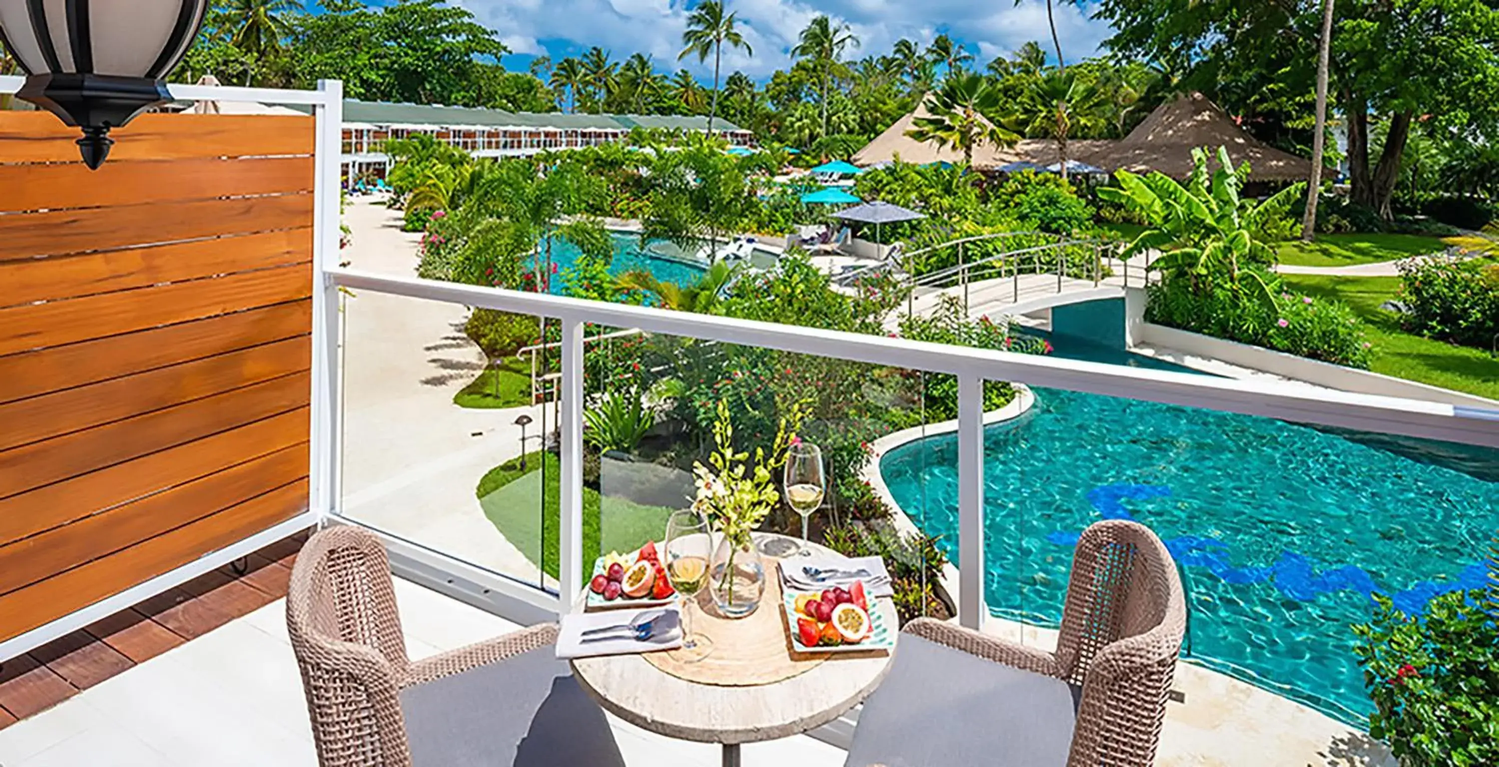 Crystal Lagoon Poolside Luxury in Sandals Halcyon Beach All Inclusive - Couples Only Crystal Lagoon Poolside Luxury in Sandals Halcyon Beach All Inclusive - Couples Only