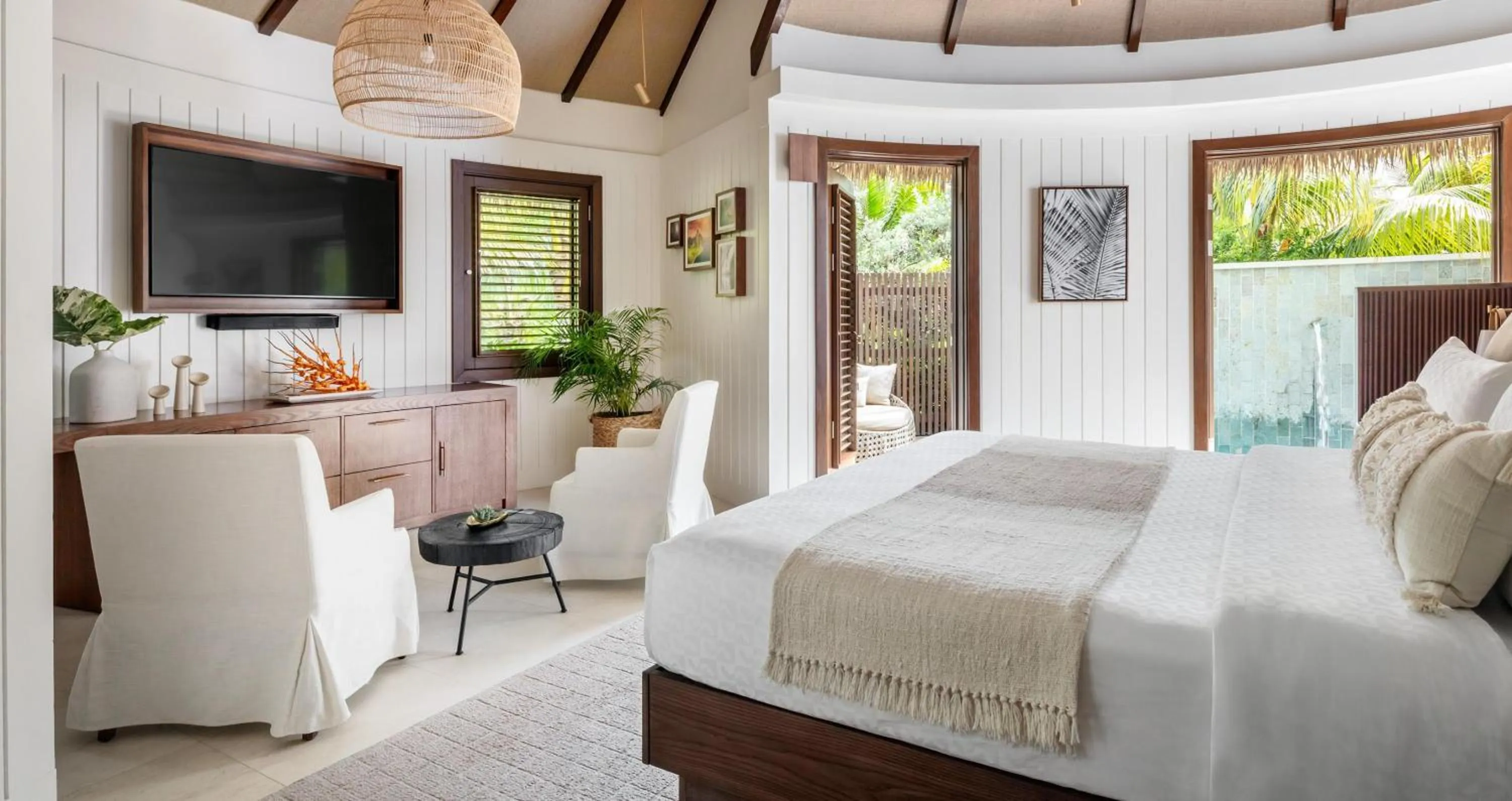 Photo of the whole room, Bed in Sandals Halcyon Beach All Inclusive - Couples Only