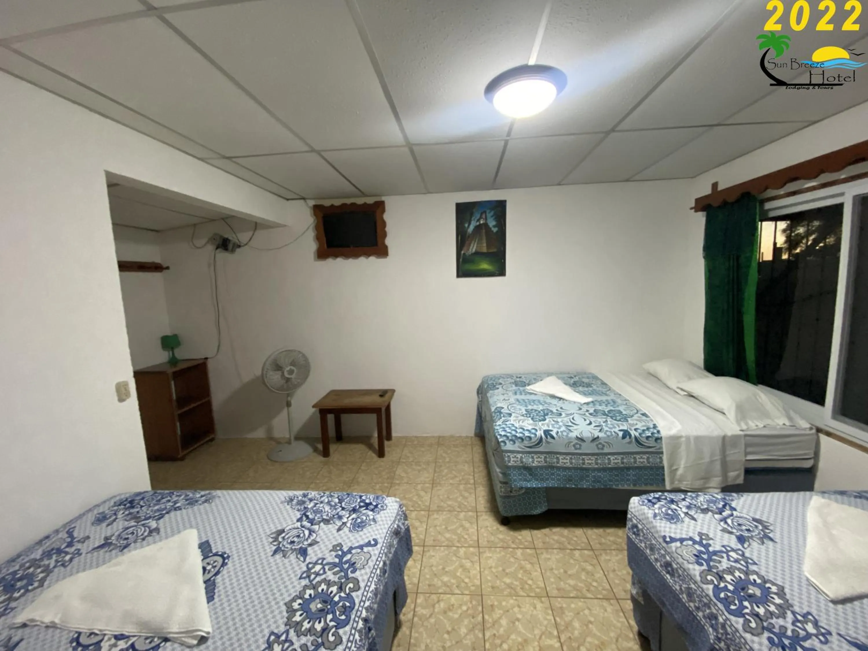 Photo of the whole room, Bed in Sun Breeze Hotel