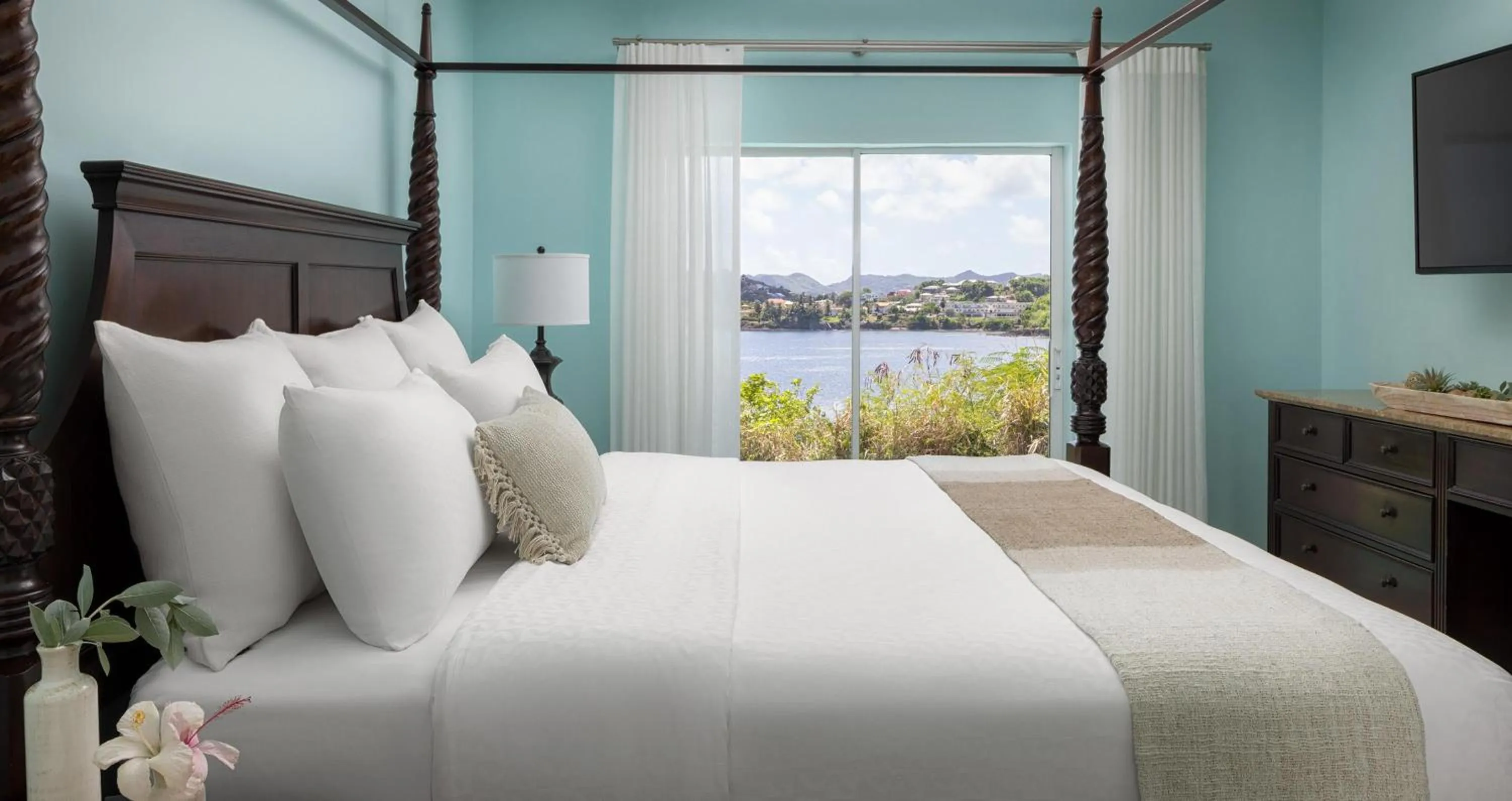 Photo of the whole room in Sandals Regency La Toc All Inclusive Resort and Spa - Couples Only