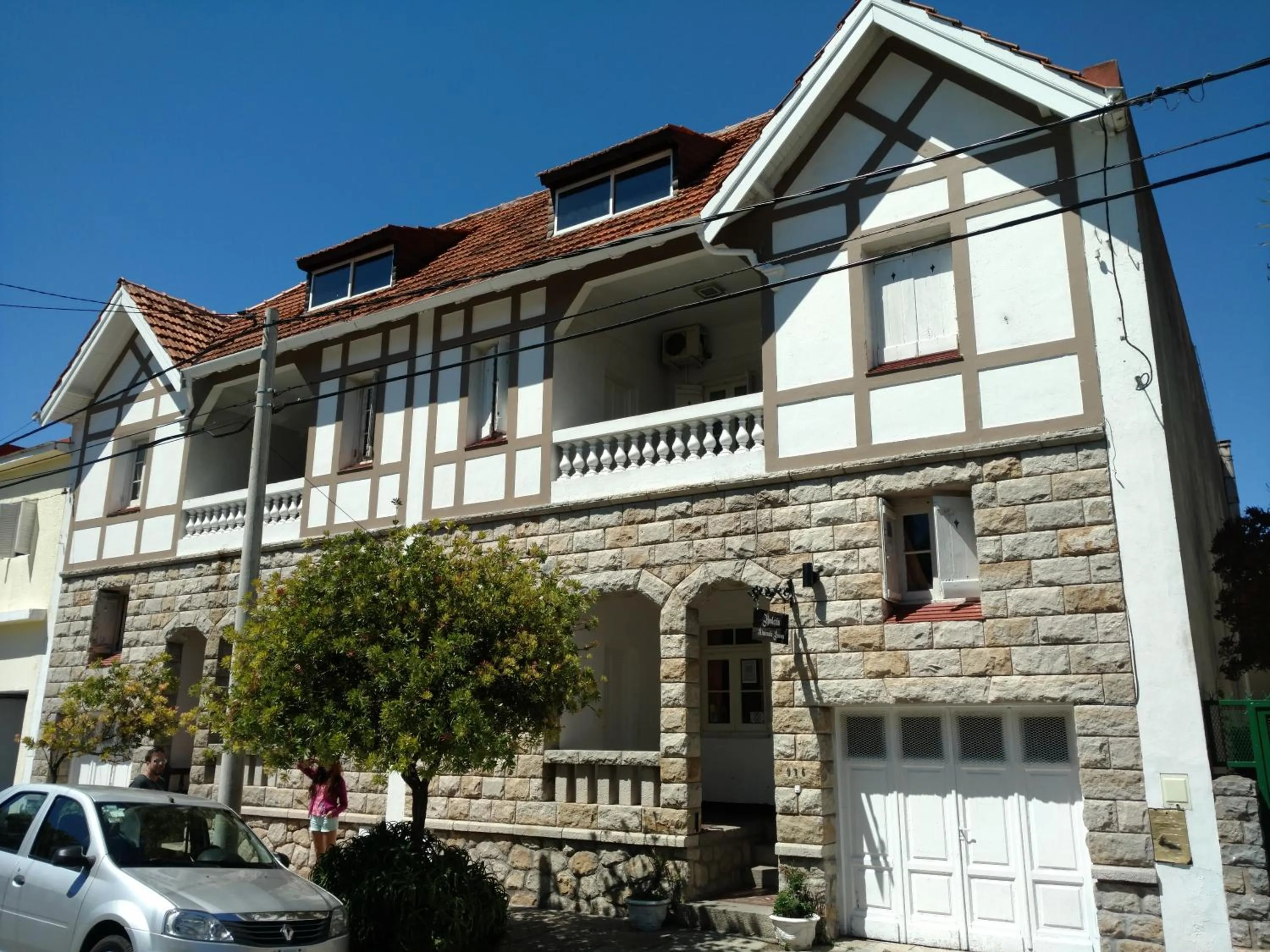 Facade/entrance in Hostería Almirante Brown
