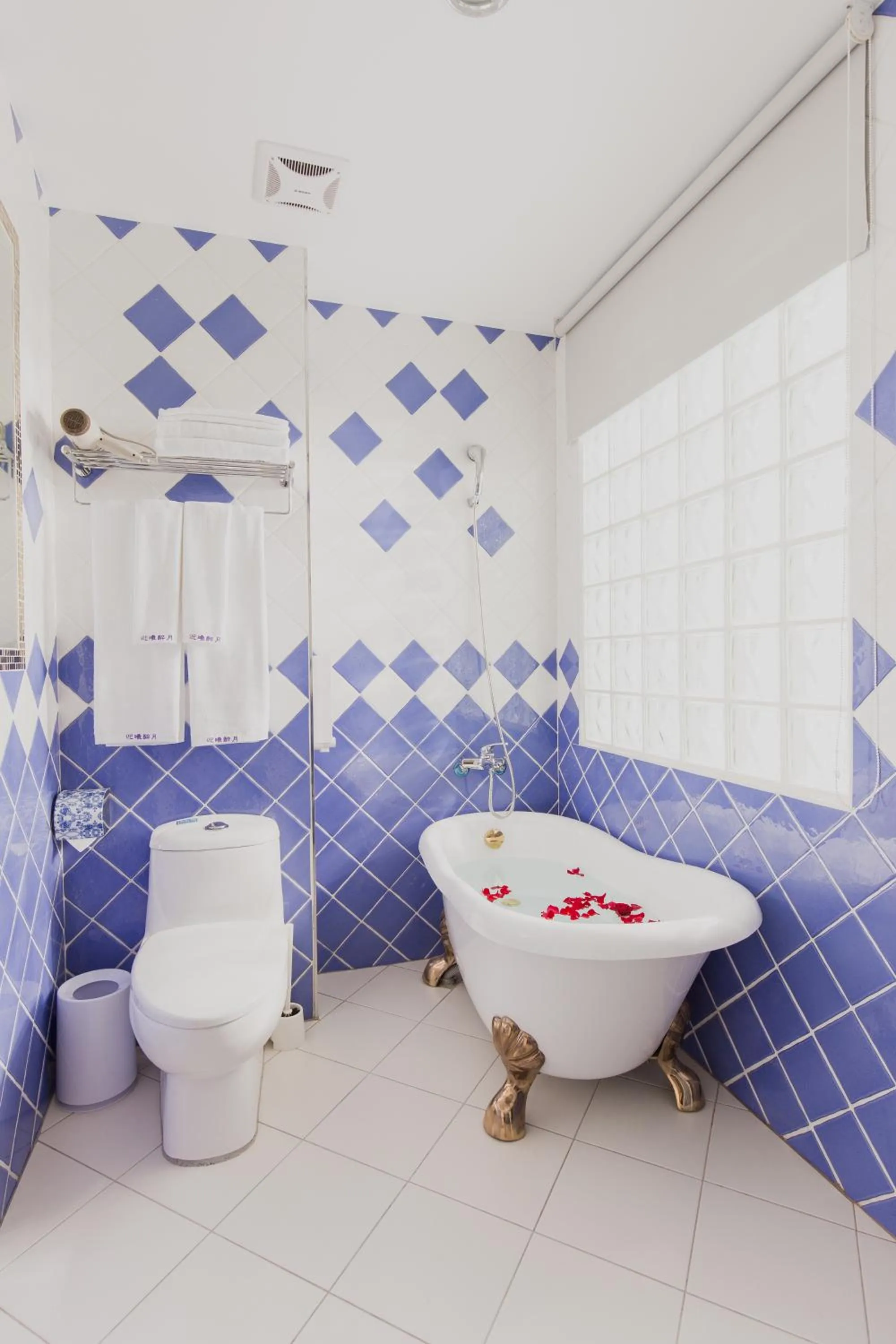 Toilet in 瑞豐夜市 Welcome The Sun Enjoy The Moon