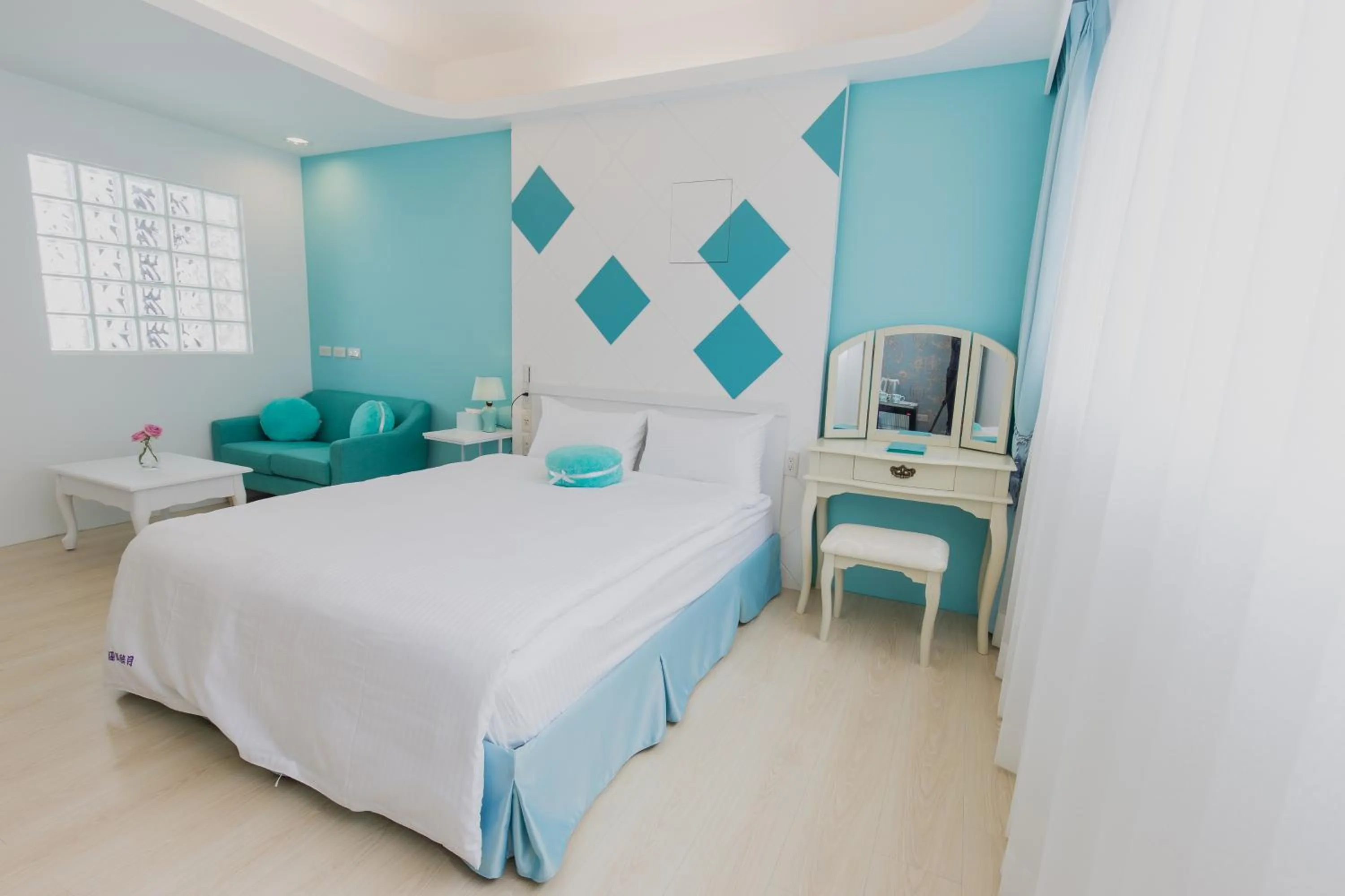 Photo of the whole room, Bed in 瑞豐夜市 Welcome The Sun Enjoy The Moon