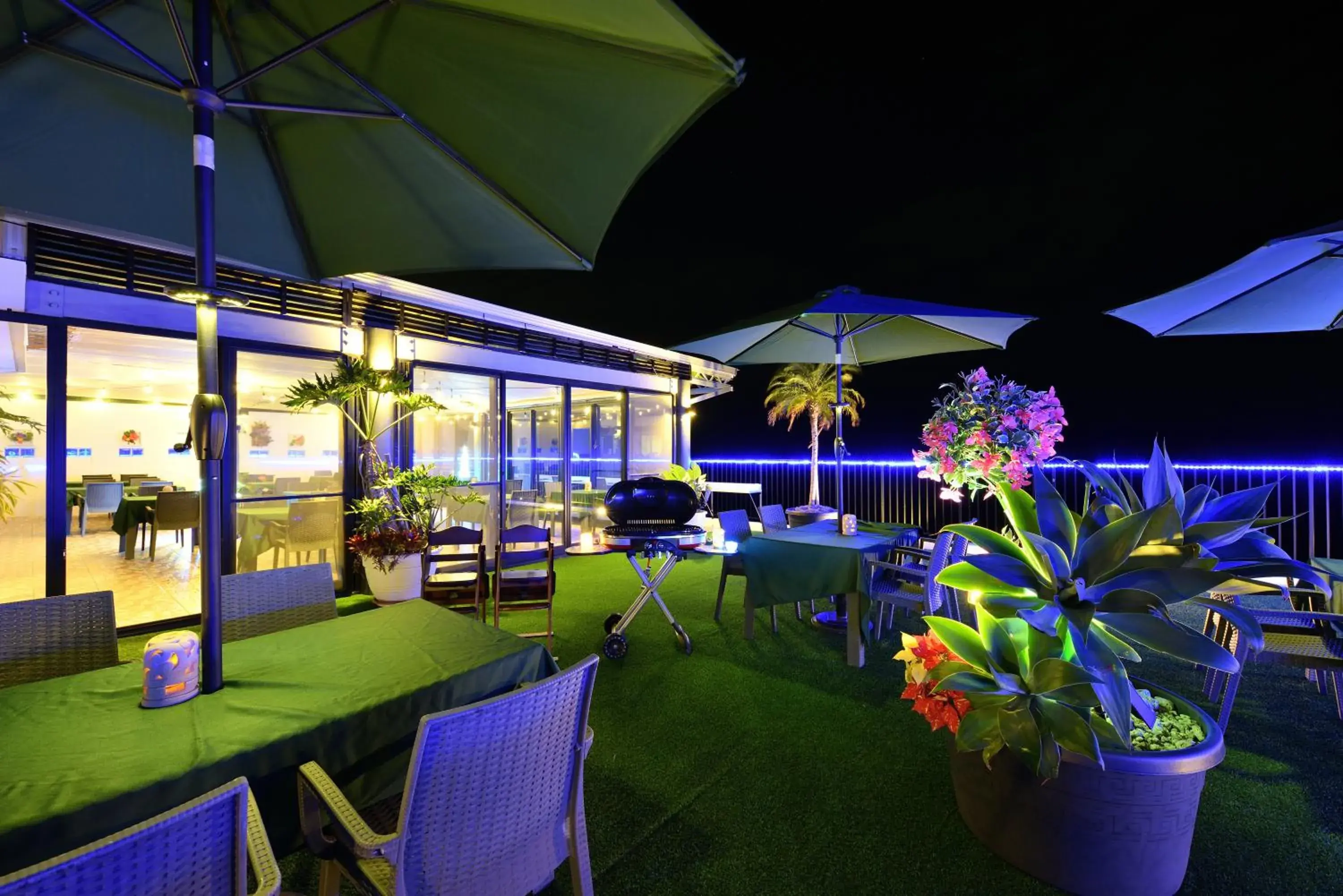 Restaurant/places to eat in The Peridot Smart Hotel Tancha Ward Restaurant/places to eat in The Peridot Smart Hotel Tancha Ward