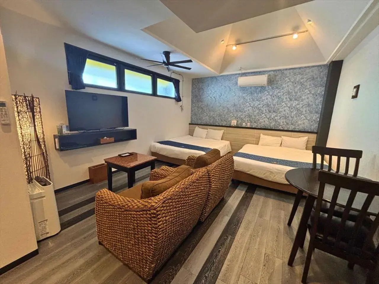 Standard Villa with Kitchenette - single occupancy - Annex in The Peridot Smart Hotel Tancha Ward Standard Villa with Kitchenette - single occupancy - Annex in The Peridot Smart Hotel Tancha Ward