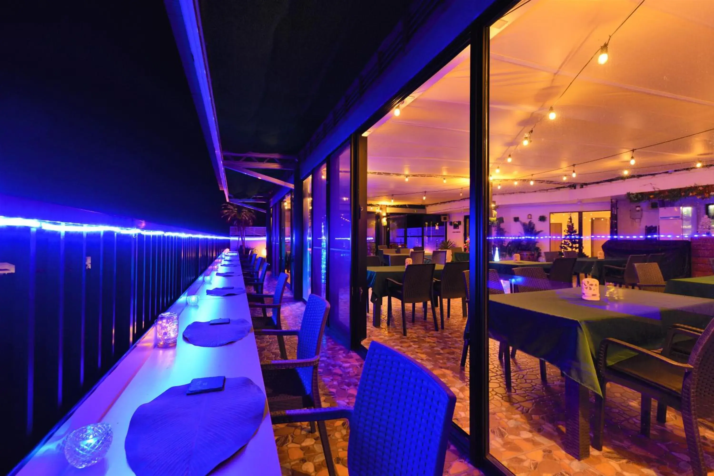 Restaurant/places to eat in The Peridot Smart Hotel Tancha Ward Restaurant/places to eat in The Peridot Smart Hotel Tancha Ward