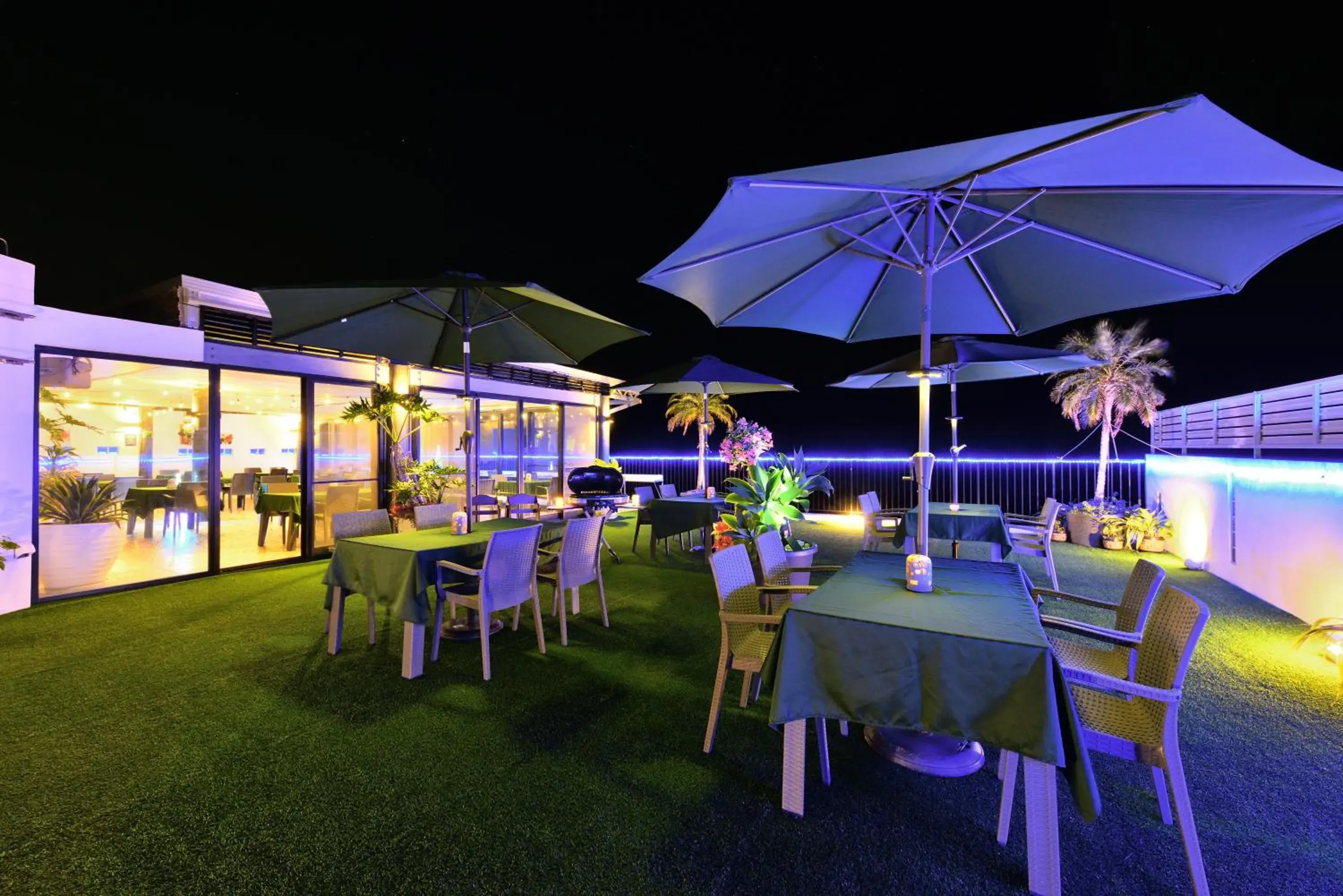 Restaurant/places to eat in The Peridot Smart Hotel Tancha Ward Restaurant/places to eat in The Peridot Smart Hotel Tancha Ward