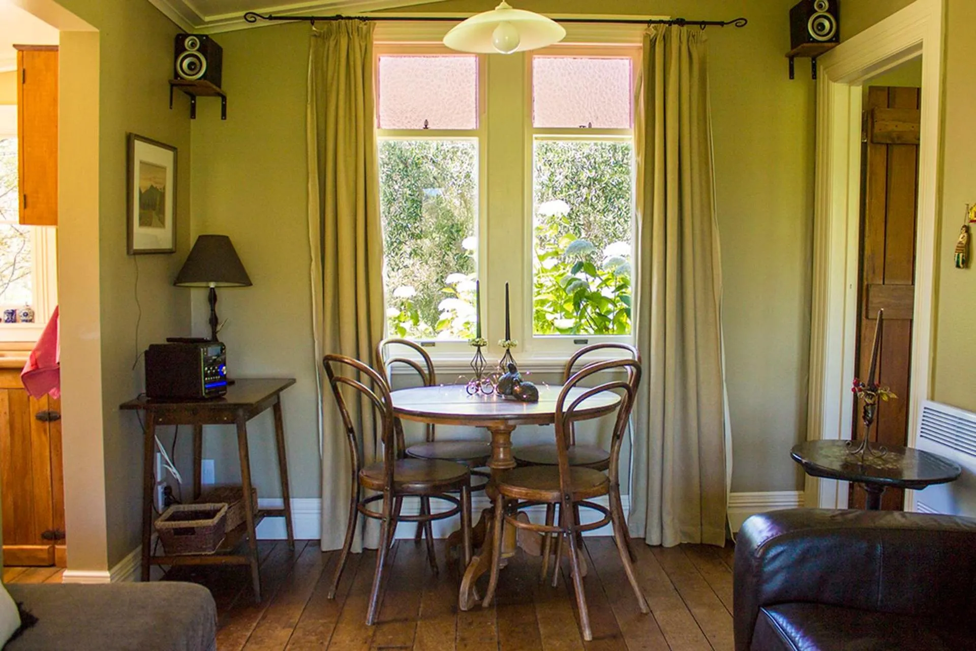 Dining area in Secluded Haven Near Bush, Beach & Havelock North