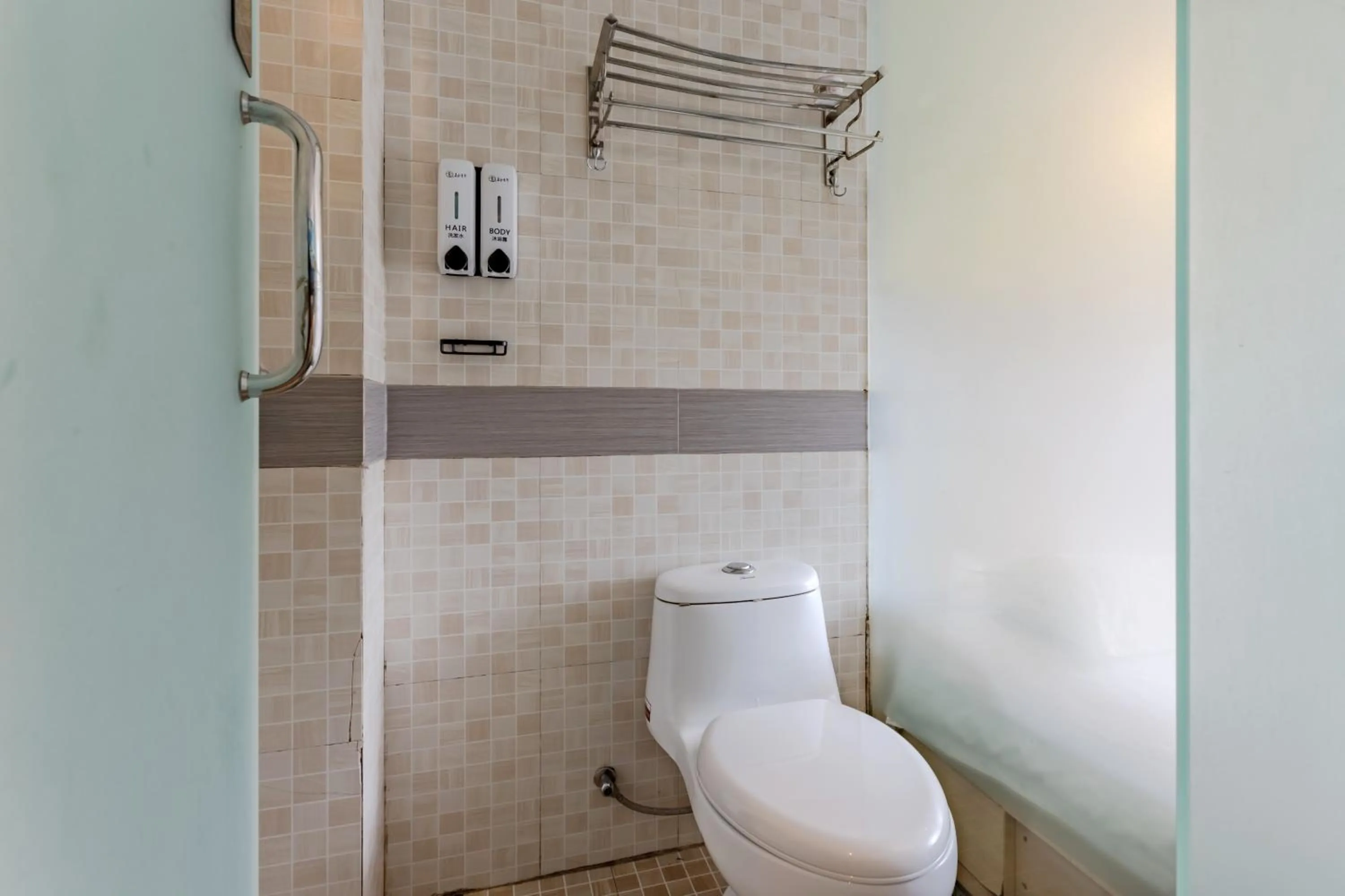 Toilet in Kunlun International Youth Hostel