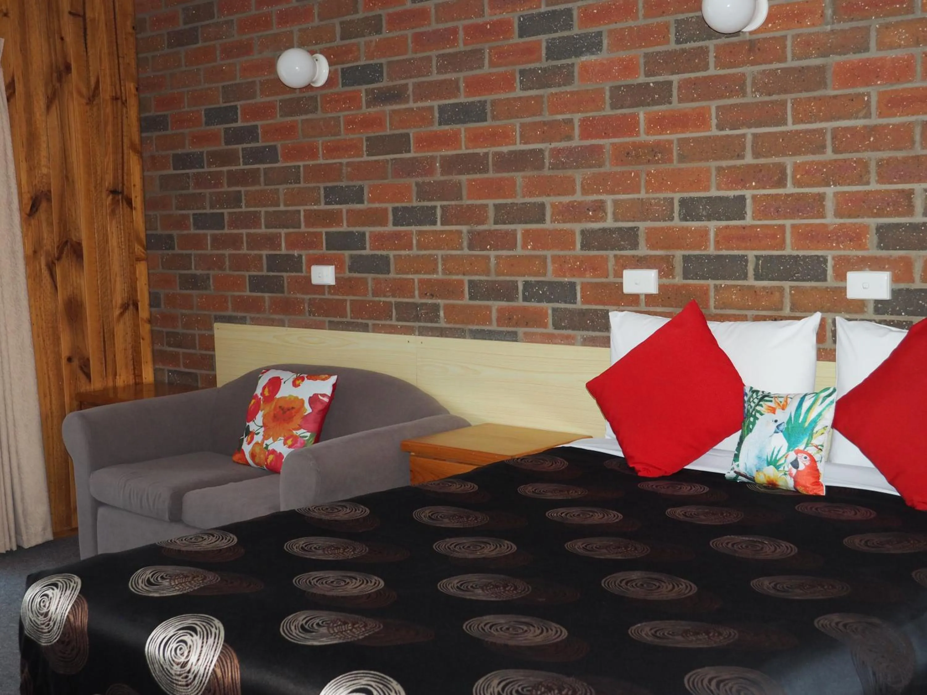 Bedroom, Bed in Country Road Motel St Arnaud