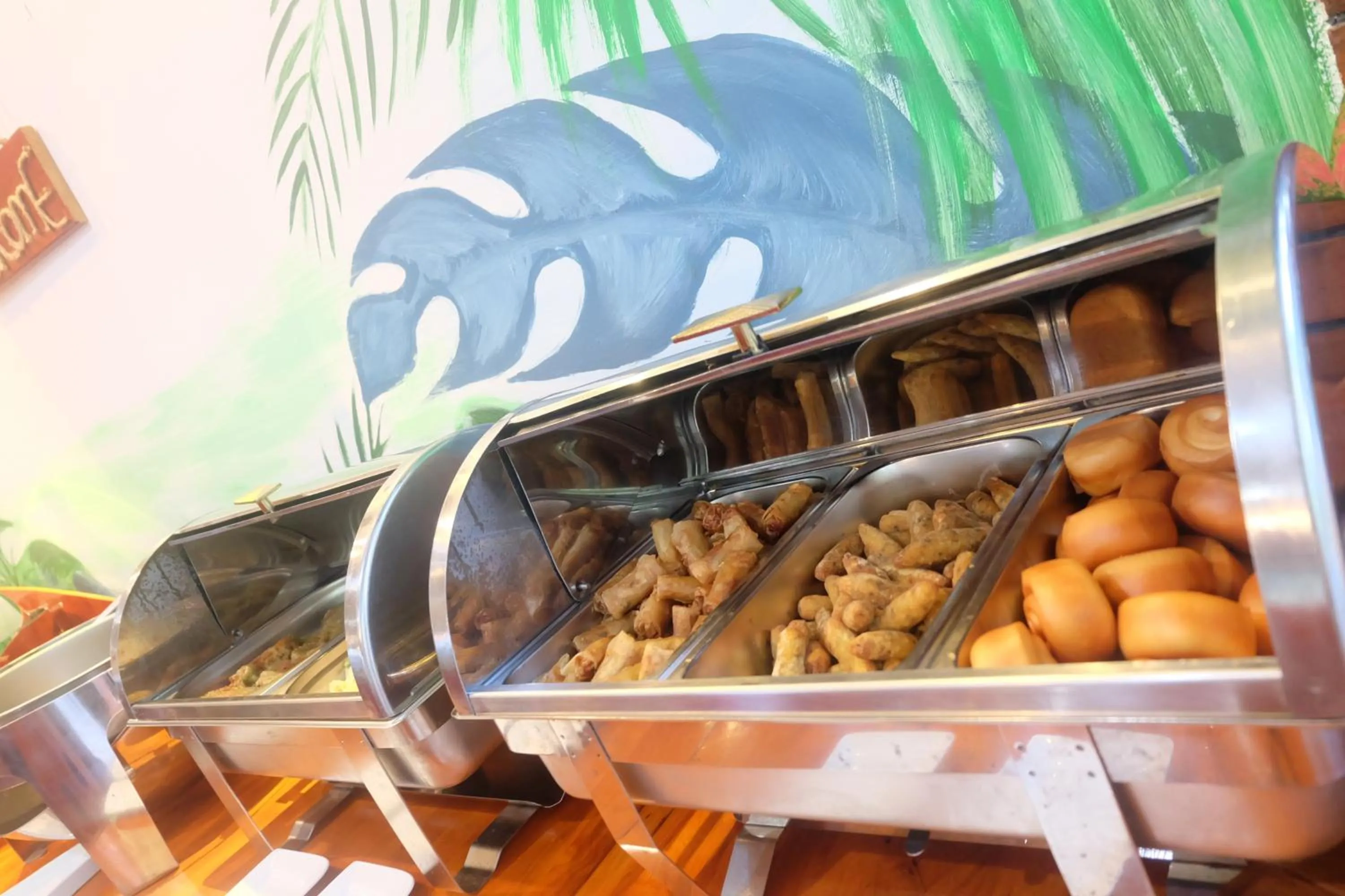 Restaurant/places to eat in Mai Binh Phuong Bungalow