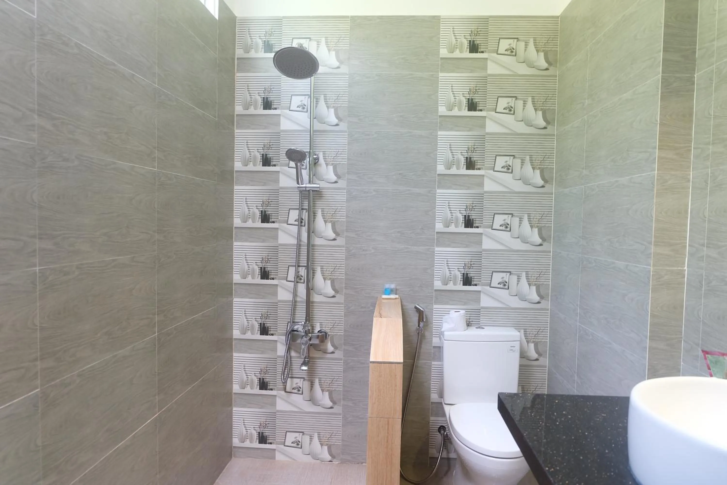 Toilet in Mai Binh Phuong Bungalow