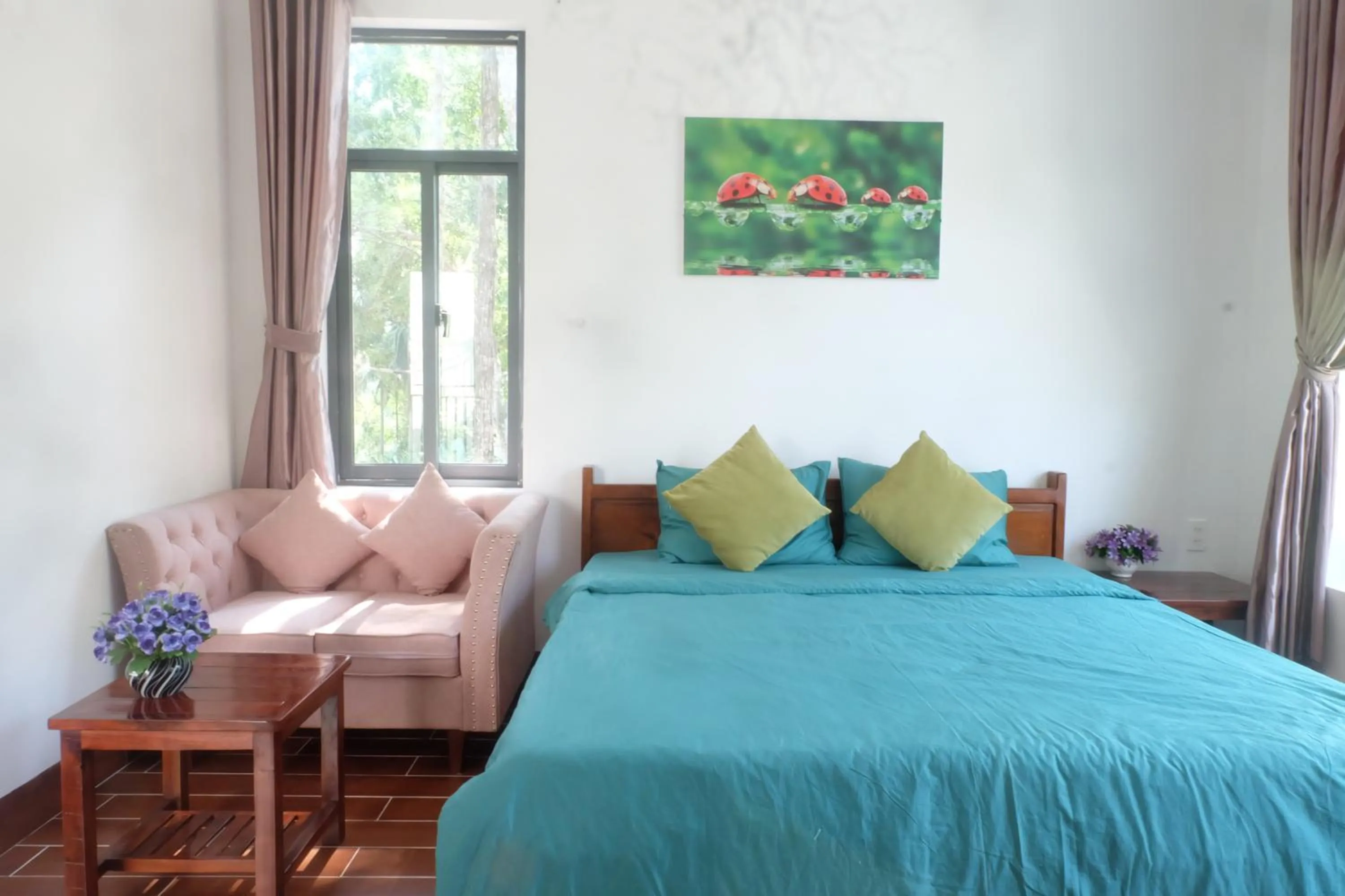 Bedroom, Bed in Mai Binh Phuong Bungalow