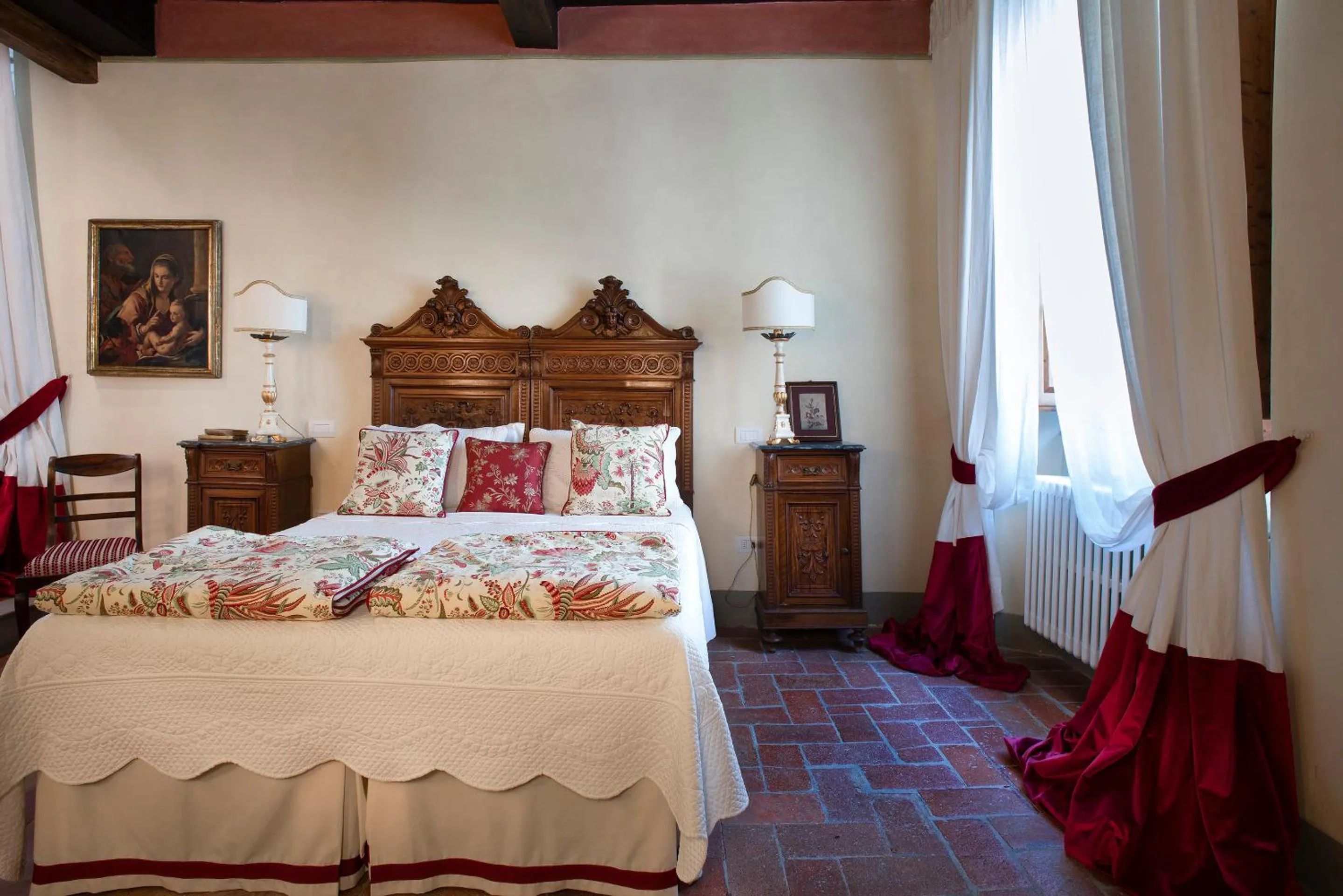 Photo of the whole room, Bed in Palazzo Malaspina B&B