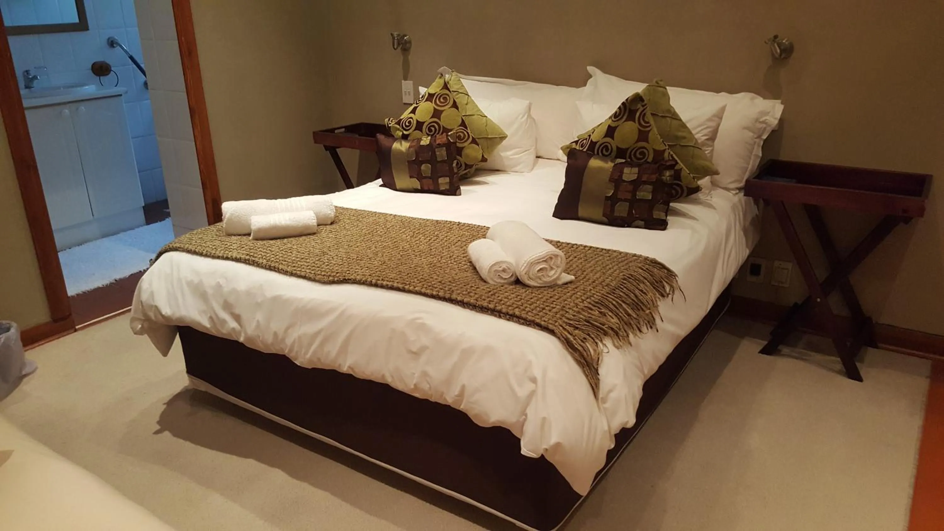 Budget Triple Room in Copperpot Guesthouse