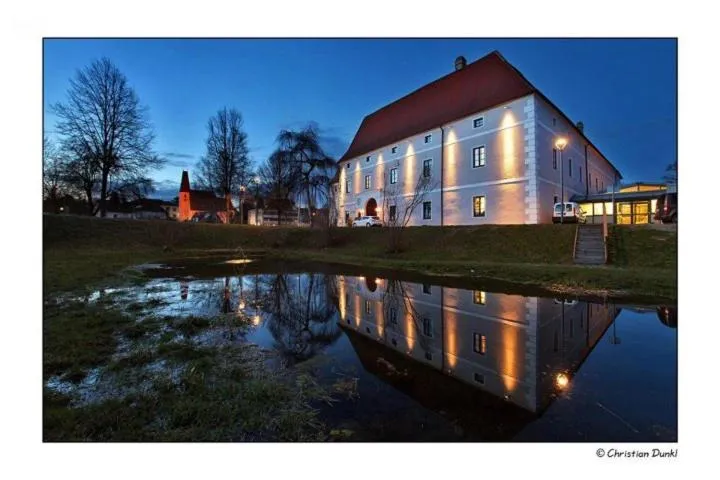 Property building in Schloss Hotel Zeillern