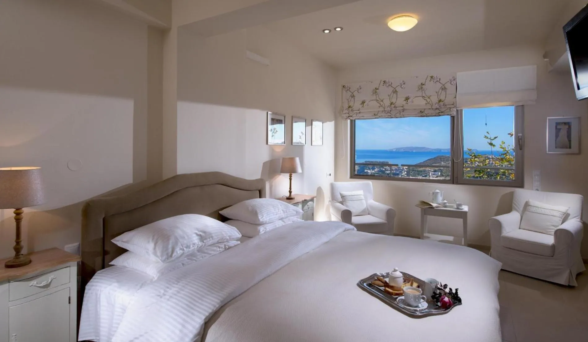 Bed in Luxury Villa Hara with private pool