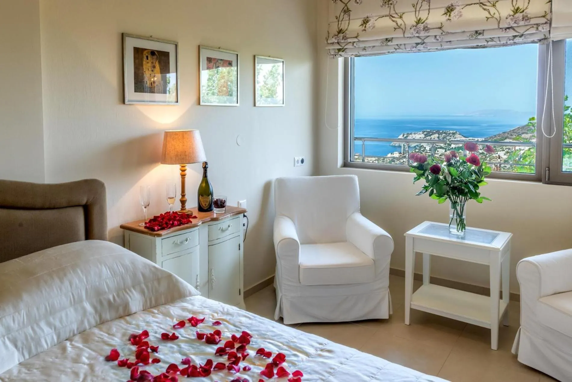 Bed in Luxury Villa Hara with private pool