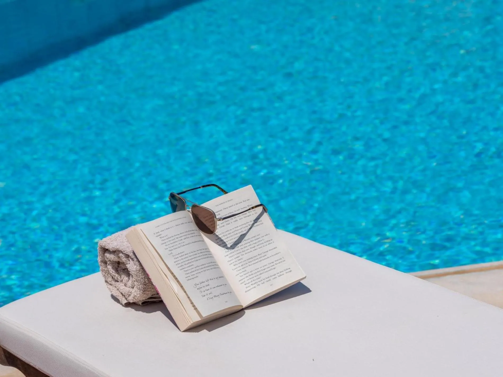 Area and facilities in Luxury Villa Hara with private pool