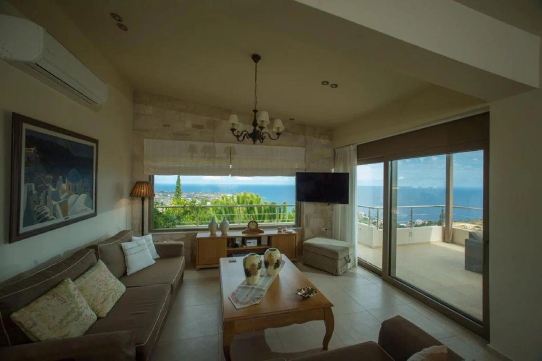 Living room in Luxury Villa Hara with private pool