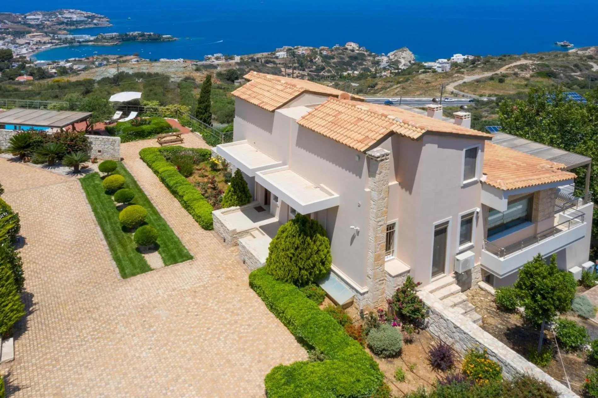 Facade/entrance in Luxury Villa Hara with private pool