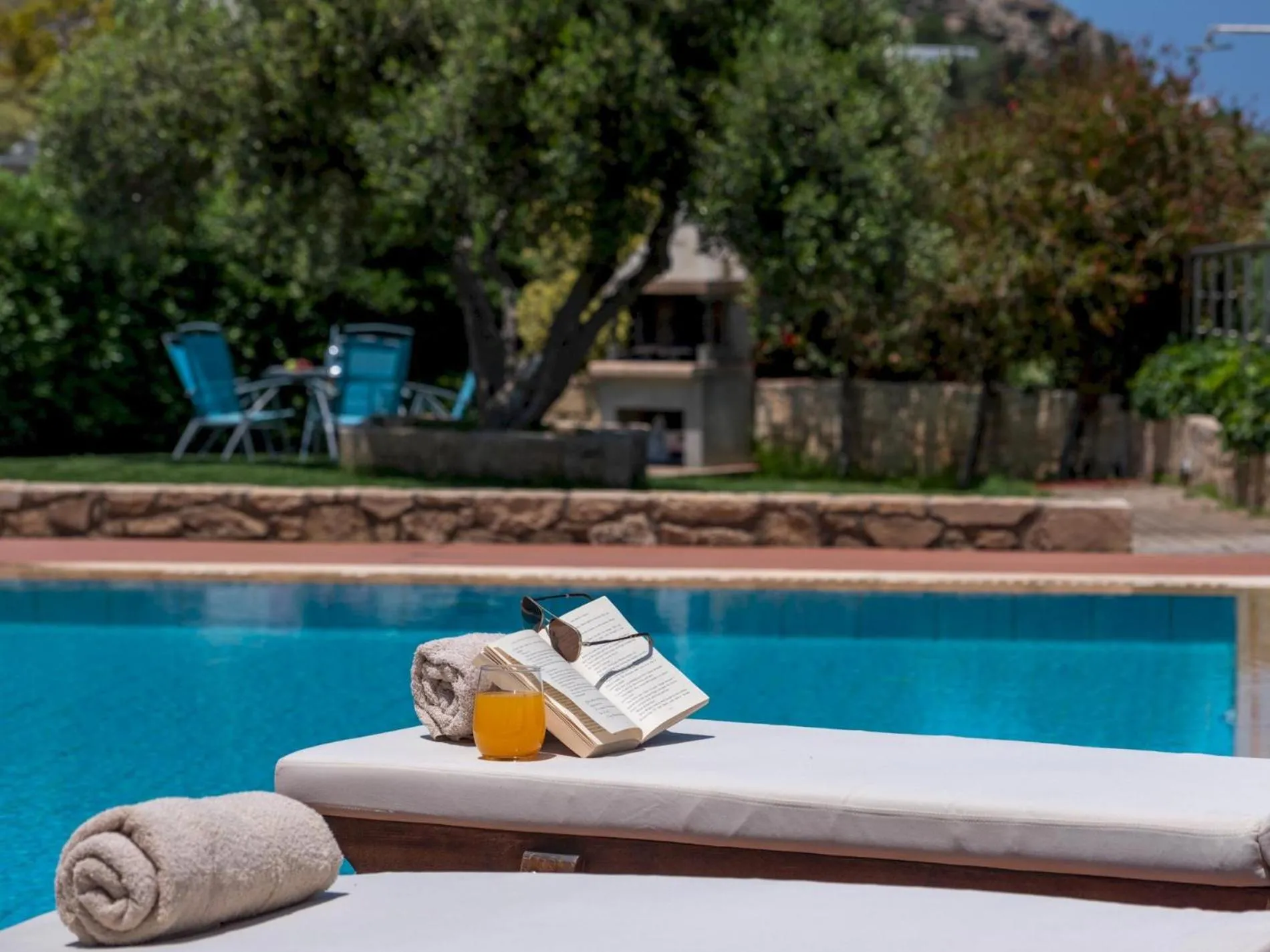 Area and facilities in Luxury Villa Hara with private pool