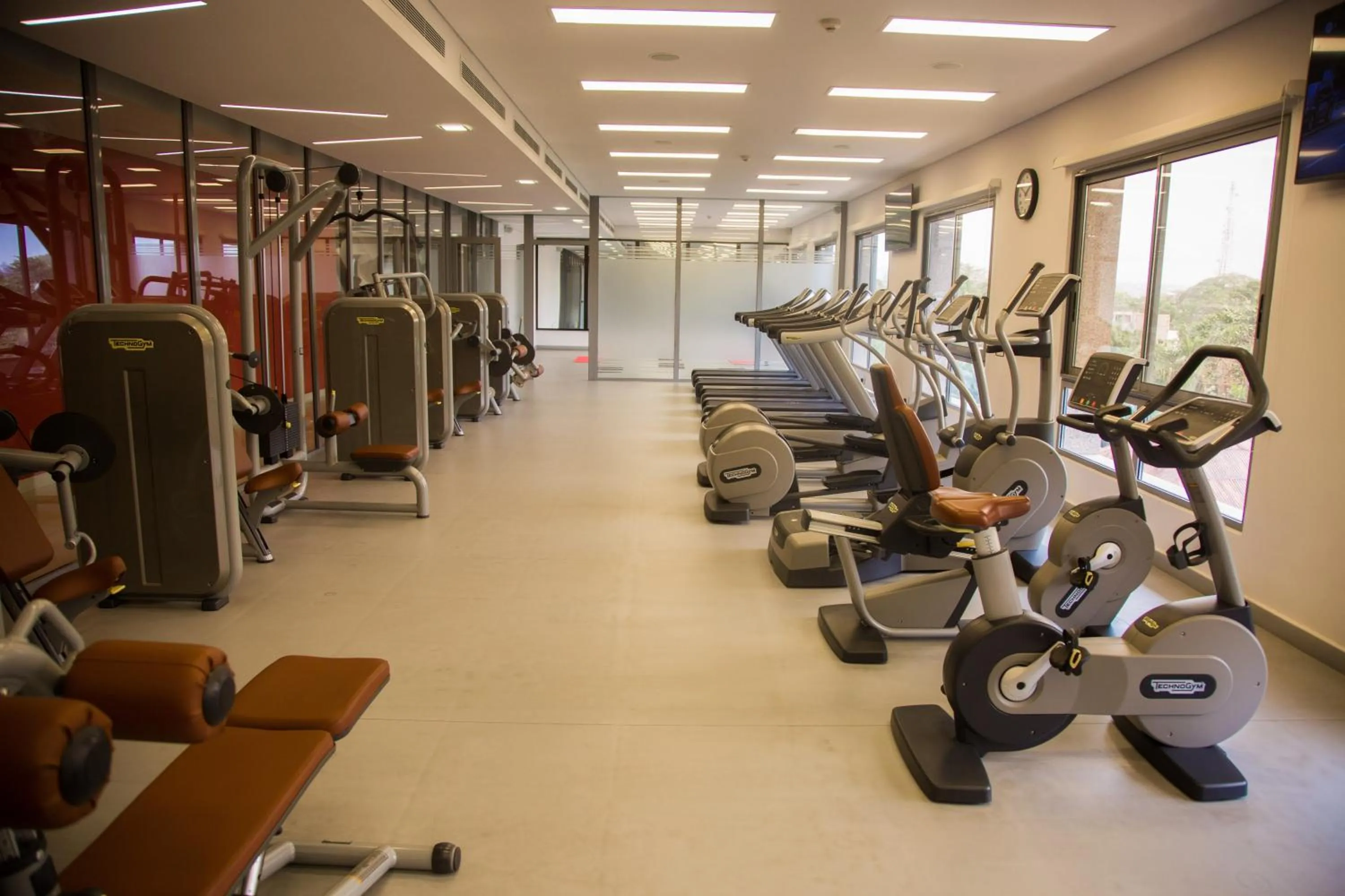 Fitness centre/facilities in Kin Plaza Arjaan by Rotana