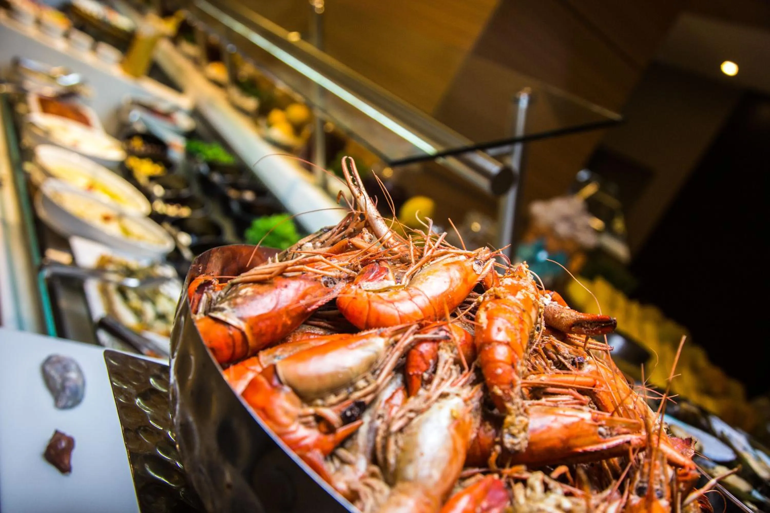 Food and drinks in Kin Plaza Arjaan by Rotana